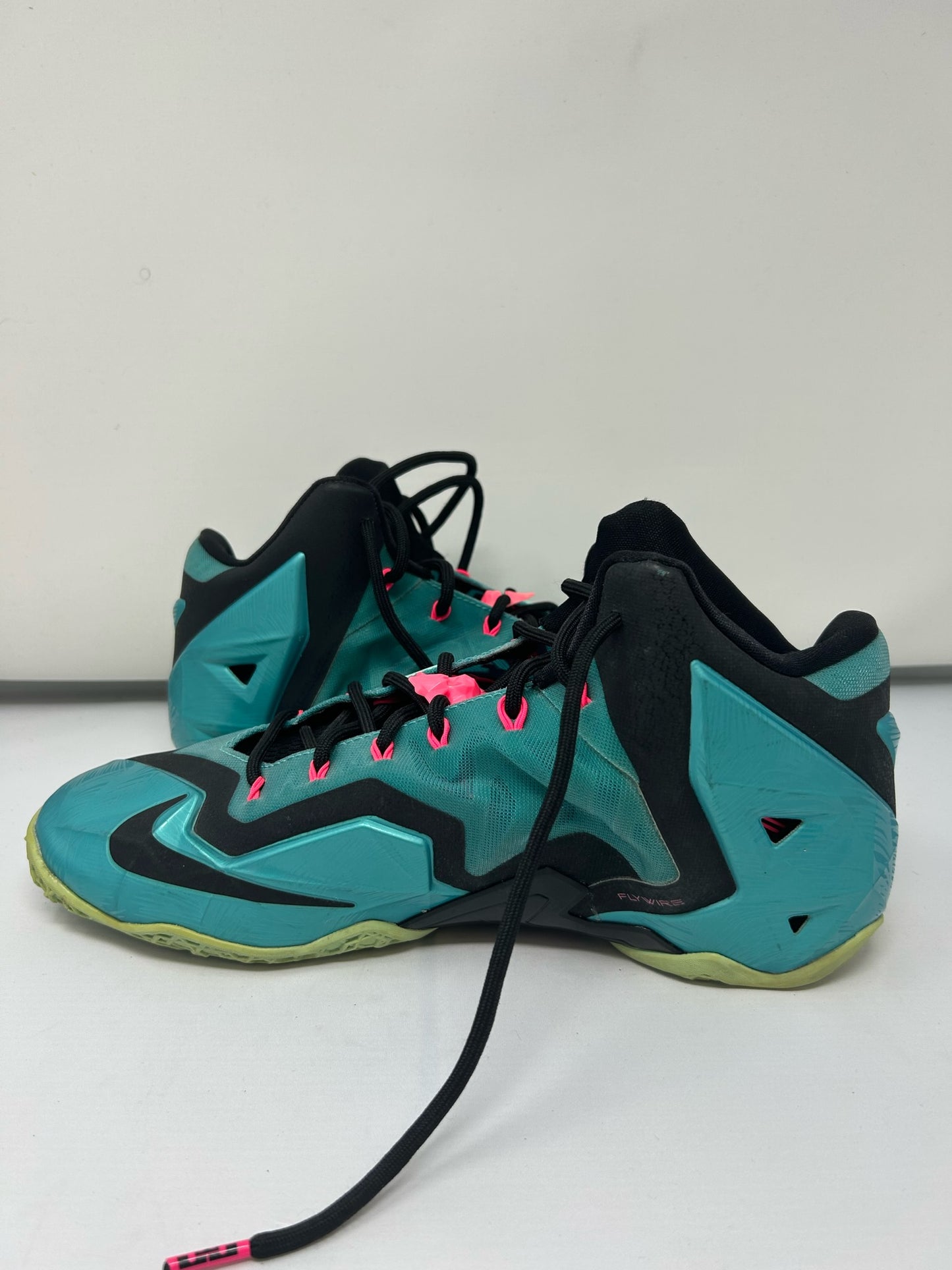 Nike LeBron 11 “South Beach”
