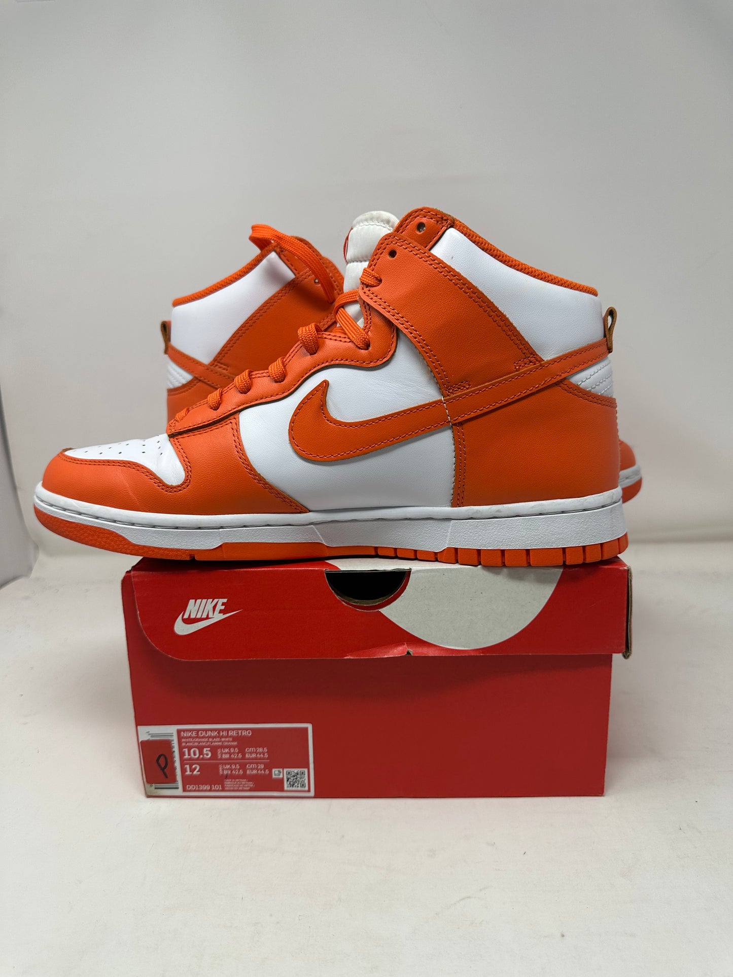 Nike Dunk High “Syracuse”