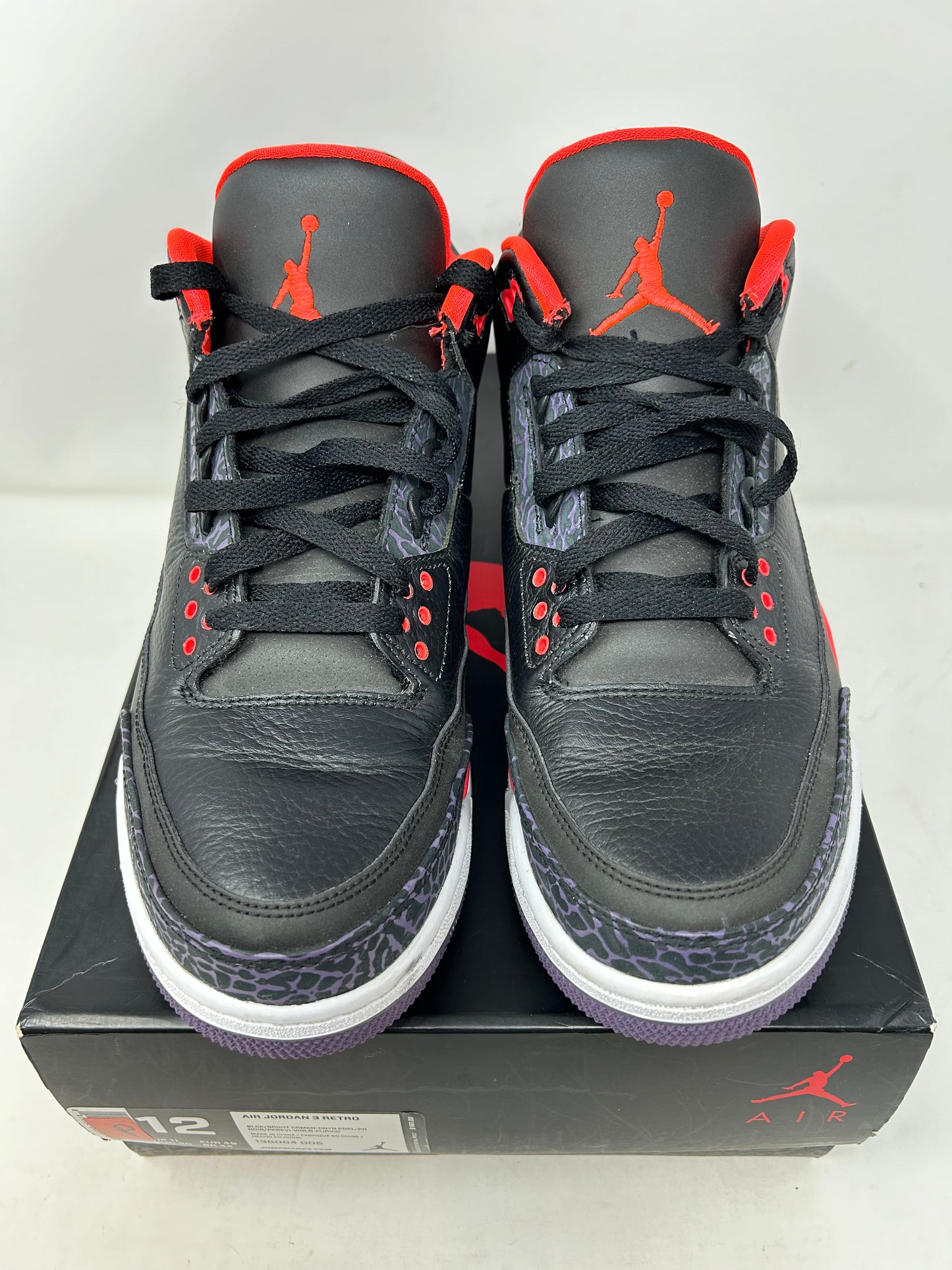 Jordan 3 “Crimson”