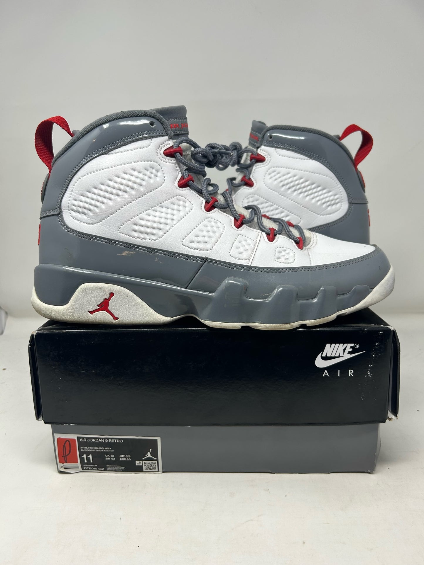 Jordan 9 “Fire Red”