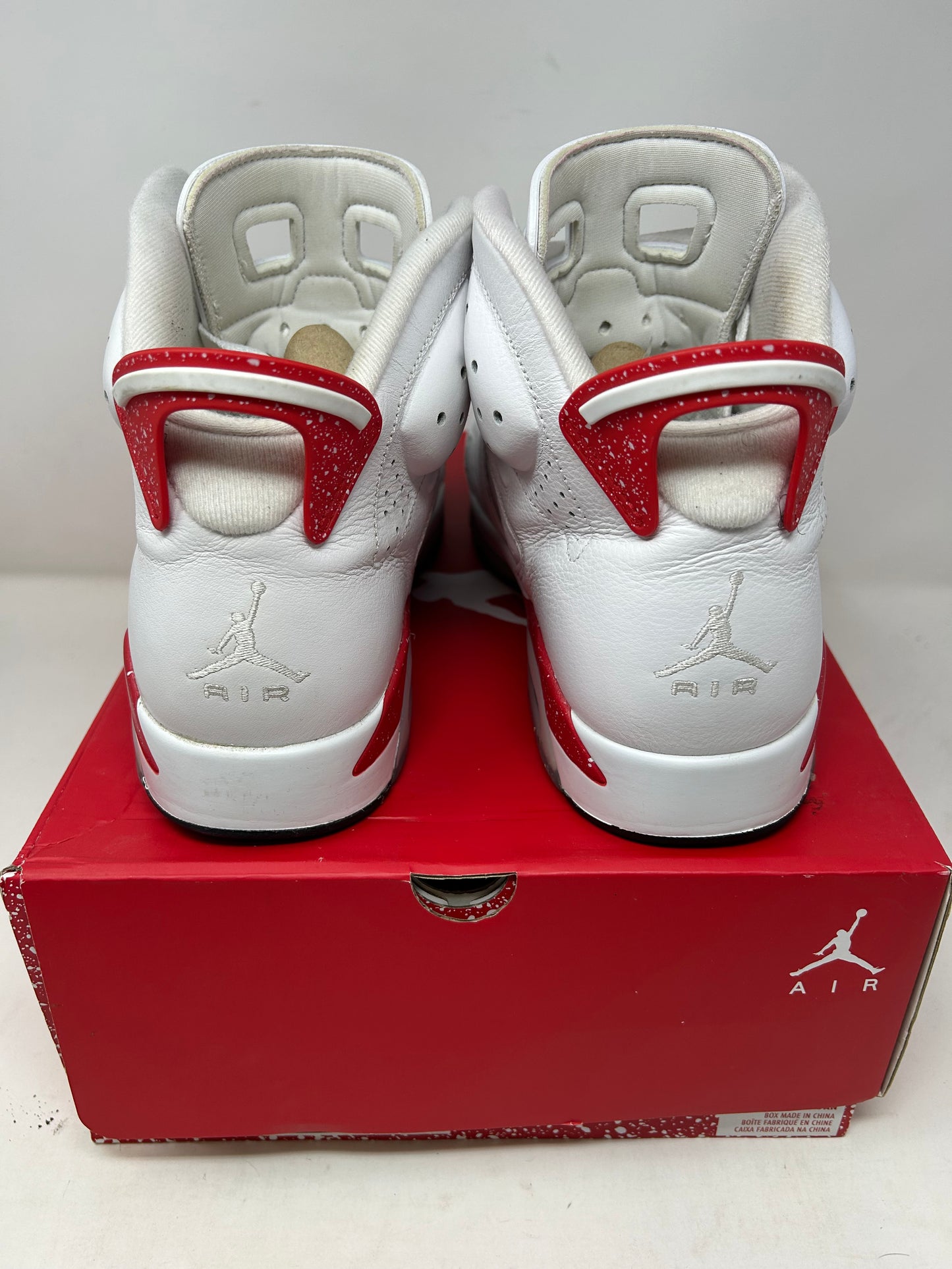 Jordan 6 “Red Oreo”