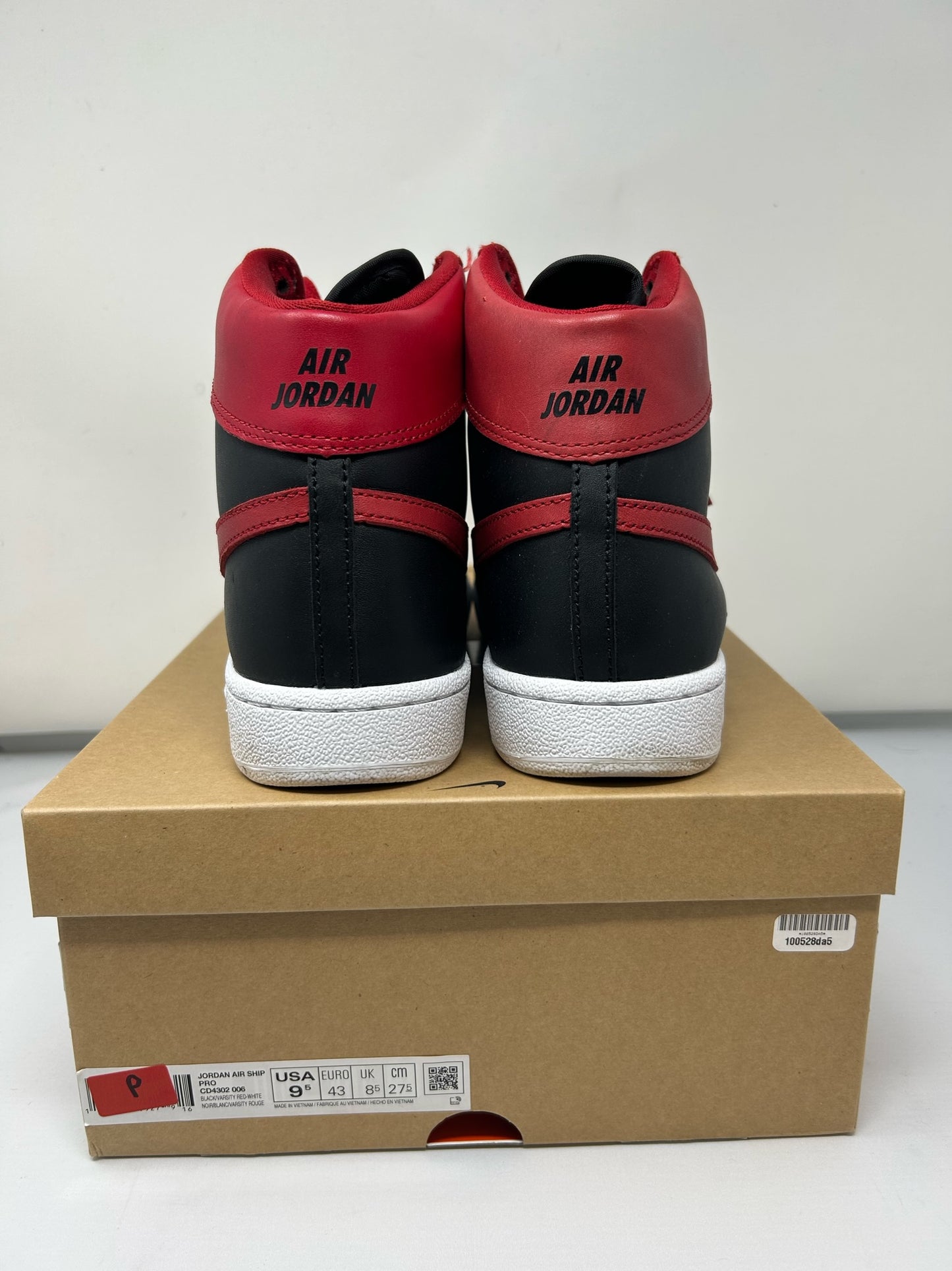 Jordan Airship “Bred”