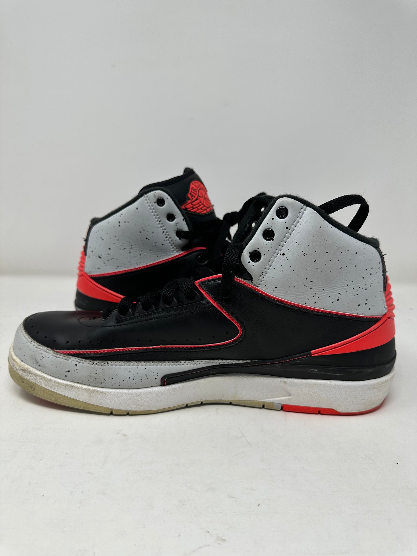 Jordan 2 “Infrared”