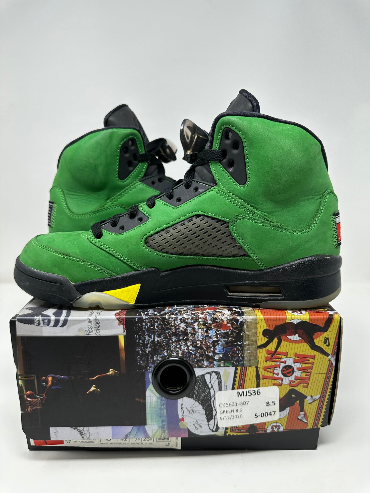 Jordan 5 “Oregon”