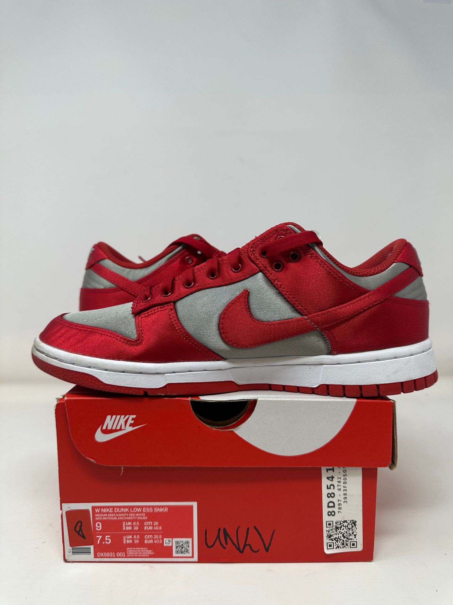 Nike Dunk Low Satin Women’s “UNLV”
