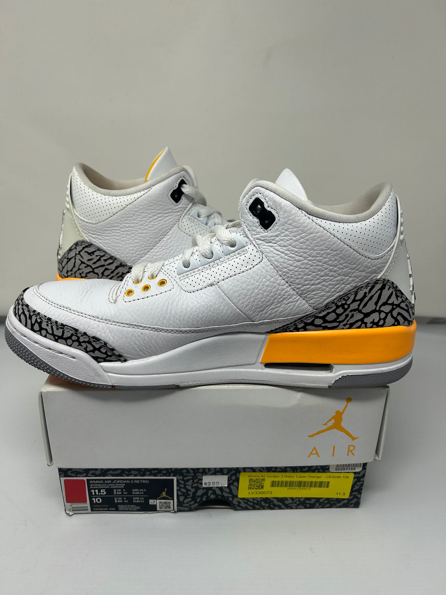Jordan 3 “Laser Orange”