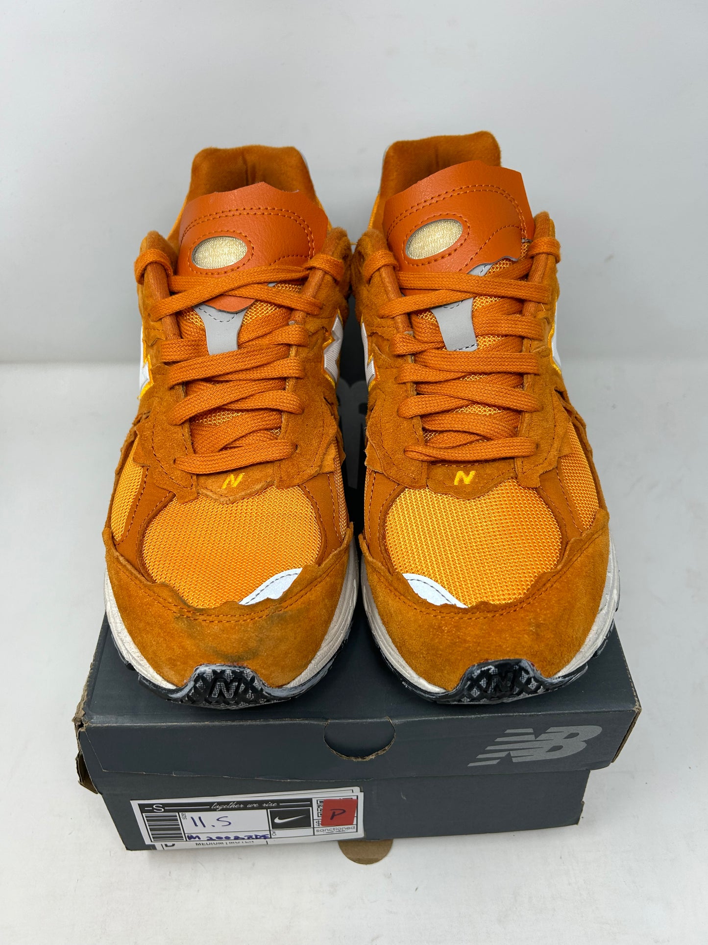 New Balance 2002R Protection Pack “Safety Orange”