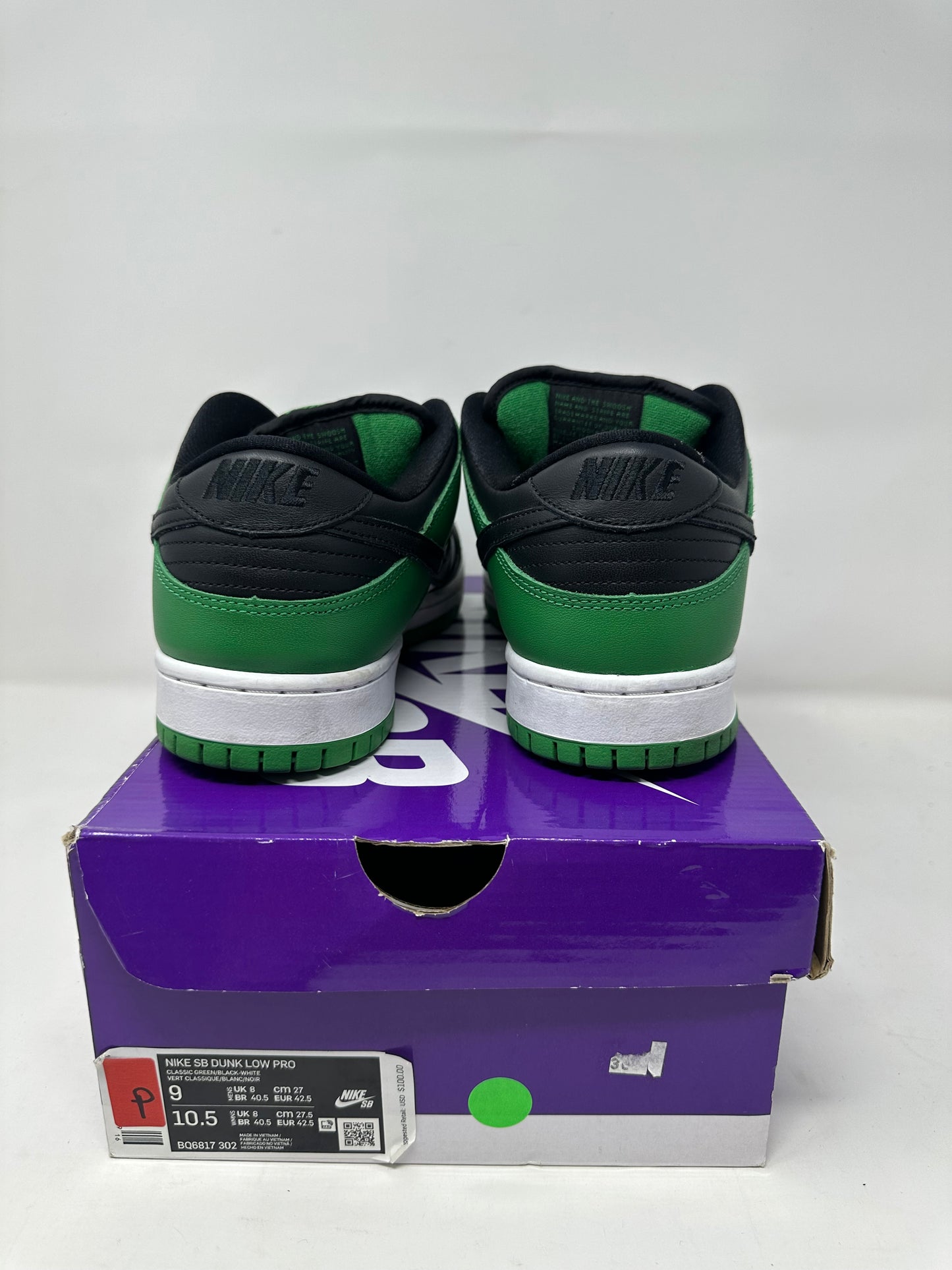 Nike SB Dunk Low “Pine Green”