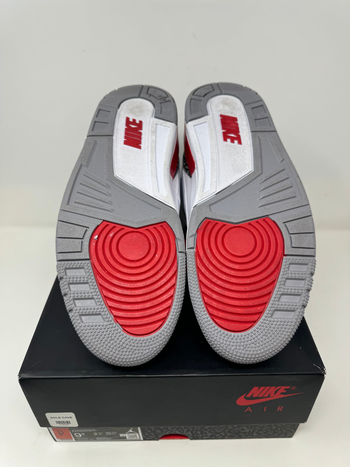 Jordan 3 “Fire Red”