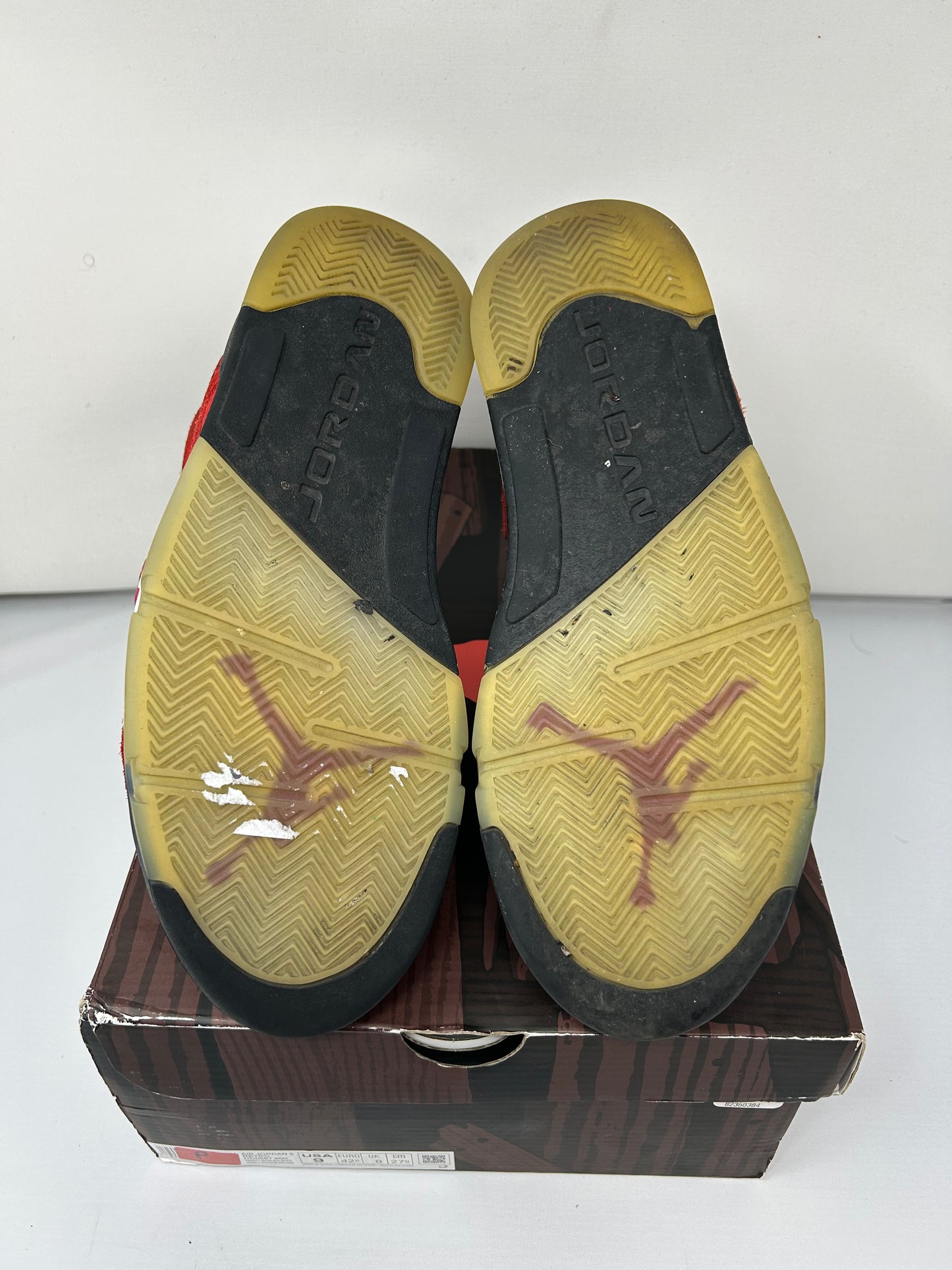 Jordan 5 “Raging Bull”