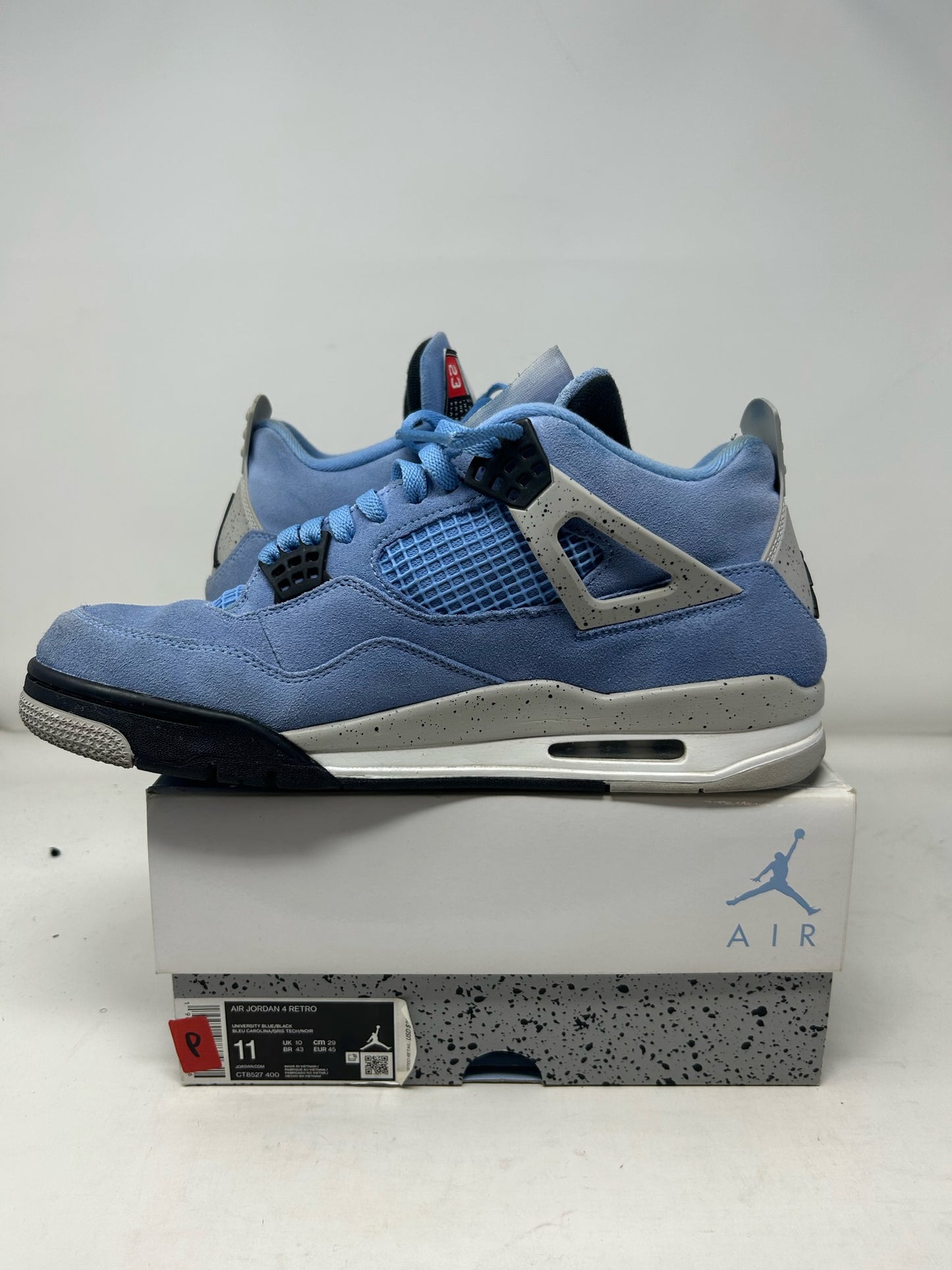 Jordan 4 “UNC”
