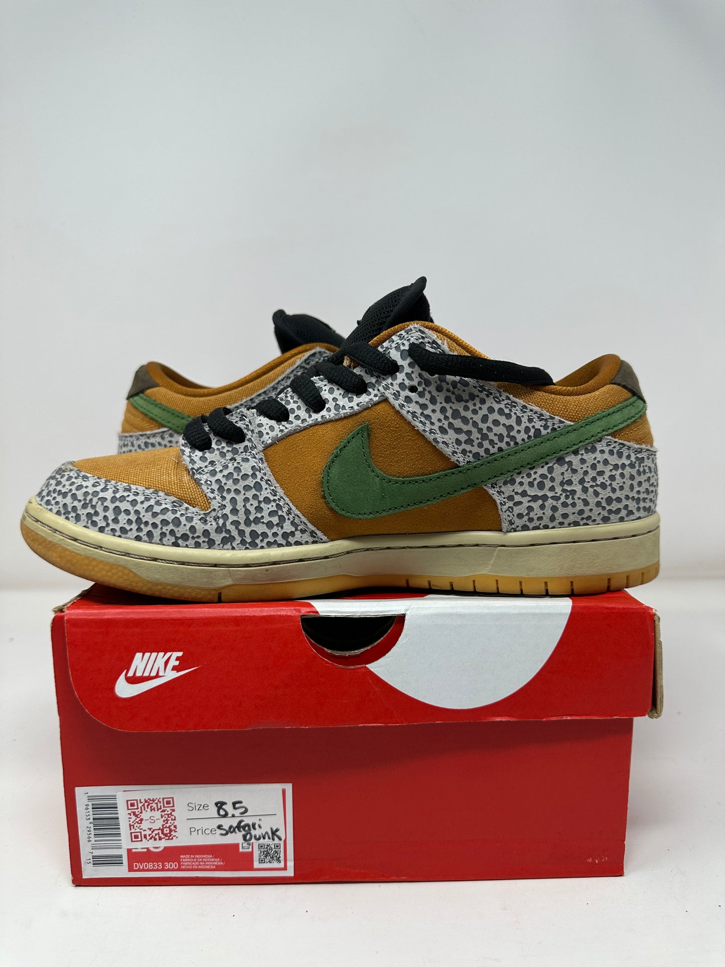 Nike SB Dunk Low “Safari”