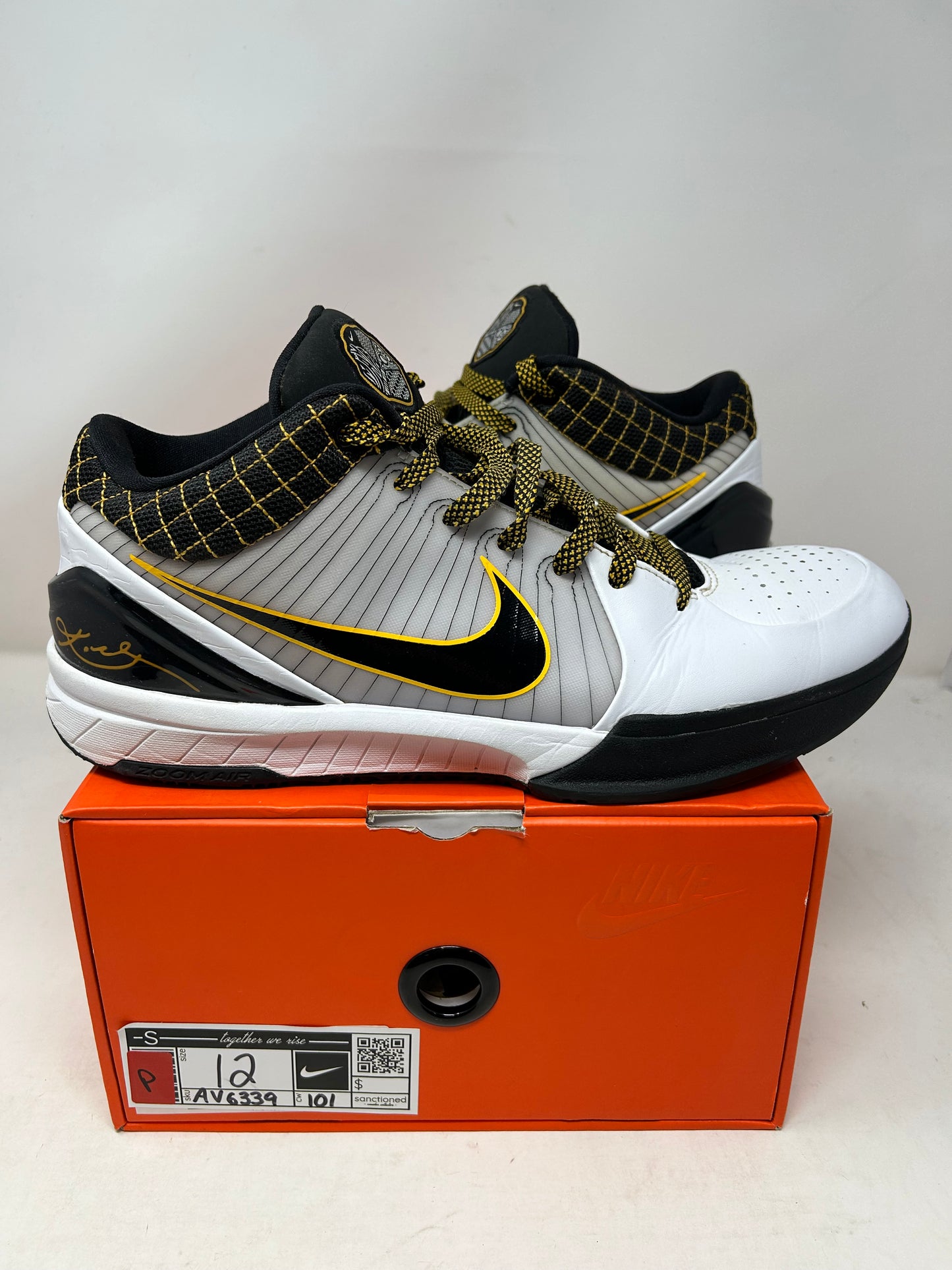 Kobe Protro 4 “Del Sol”