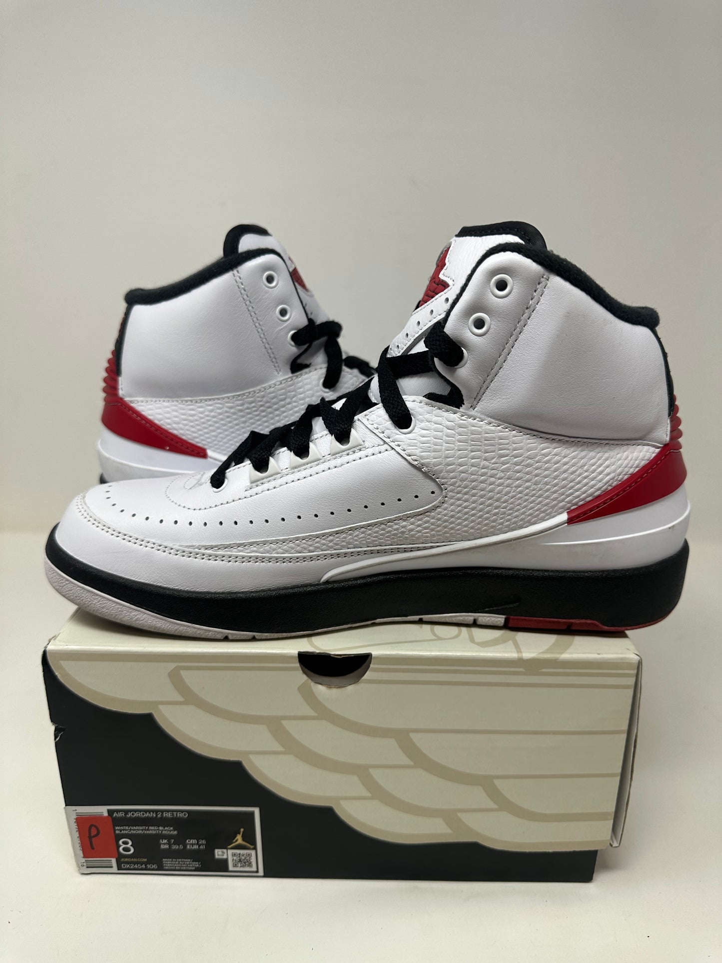 Jordan 2 (2022) “Chicago”