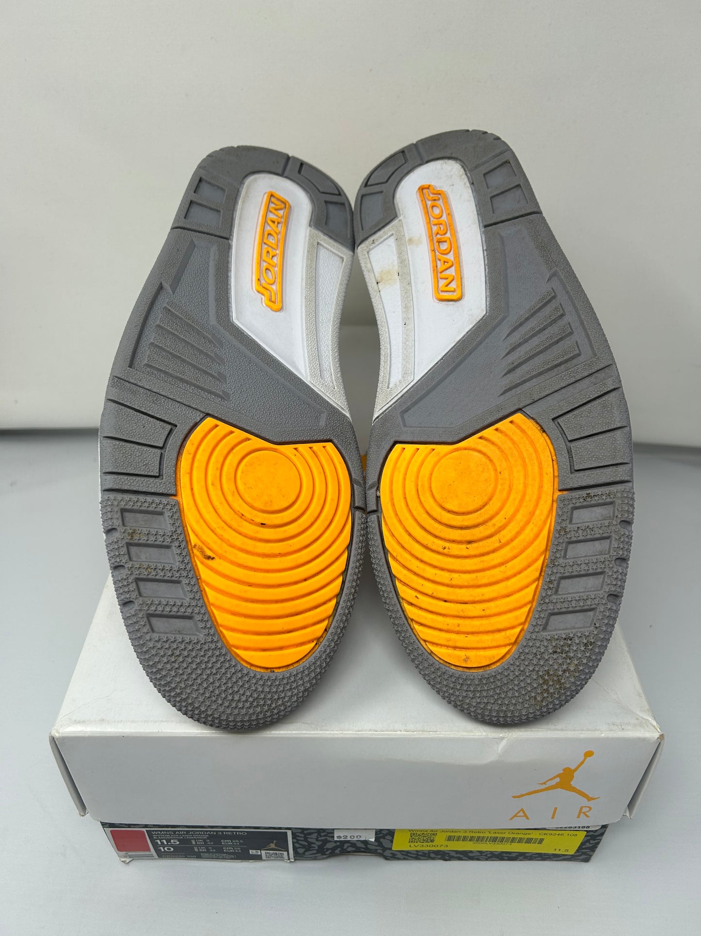 Jordan 3 “Laser Orange”