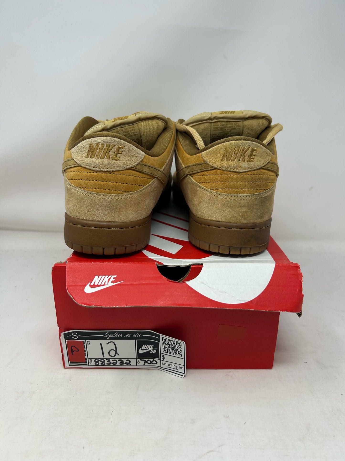 Nike SB Dunk Low “Wheat”