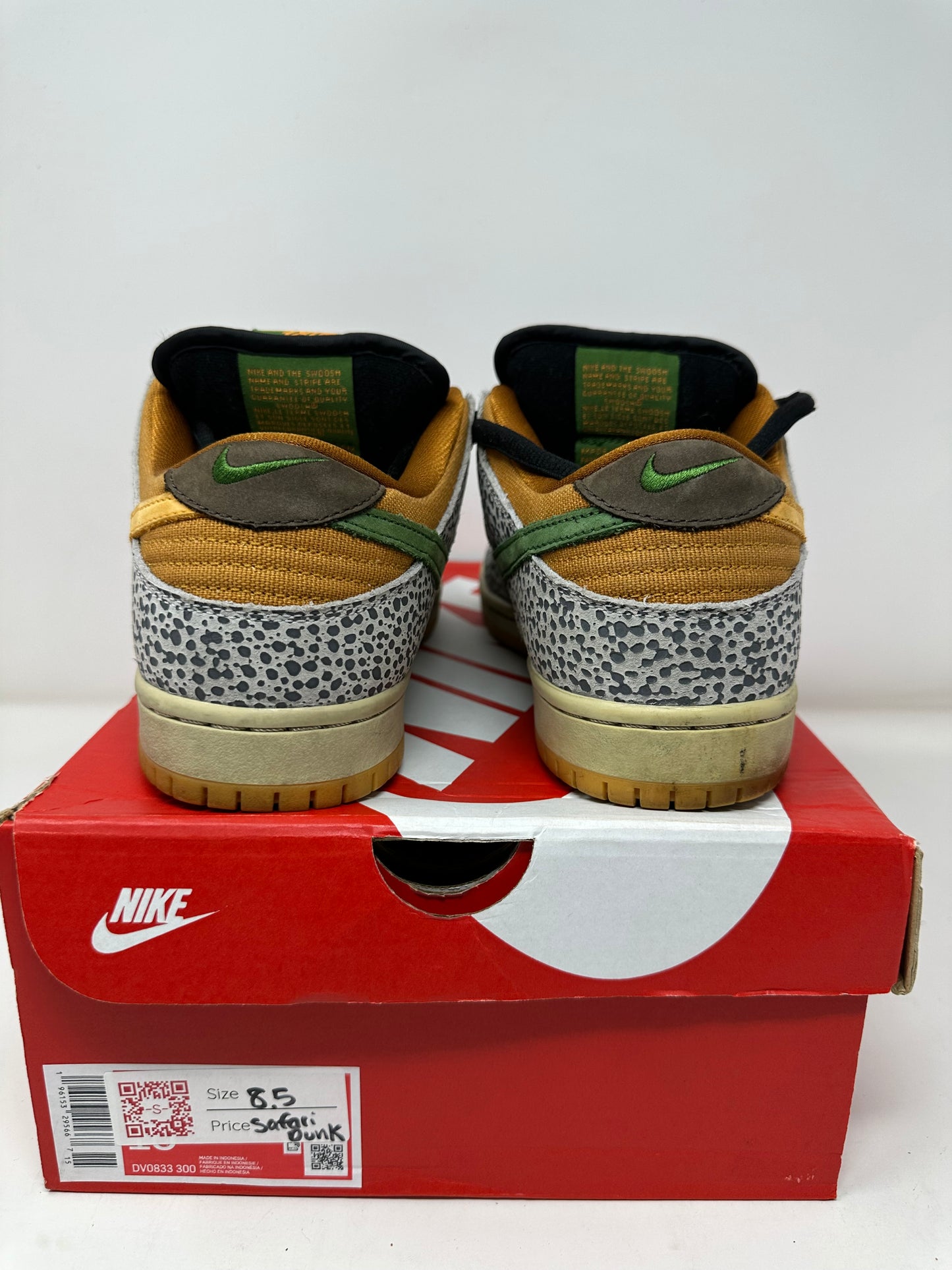 Nike SB Dunk Low “Safari”