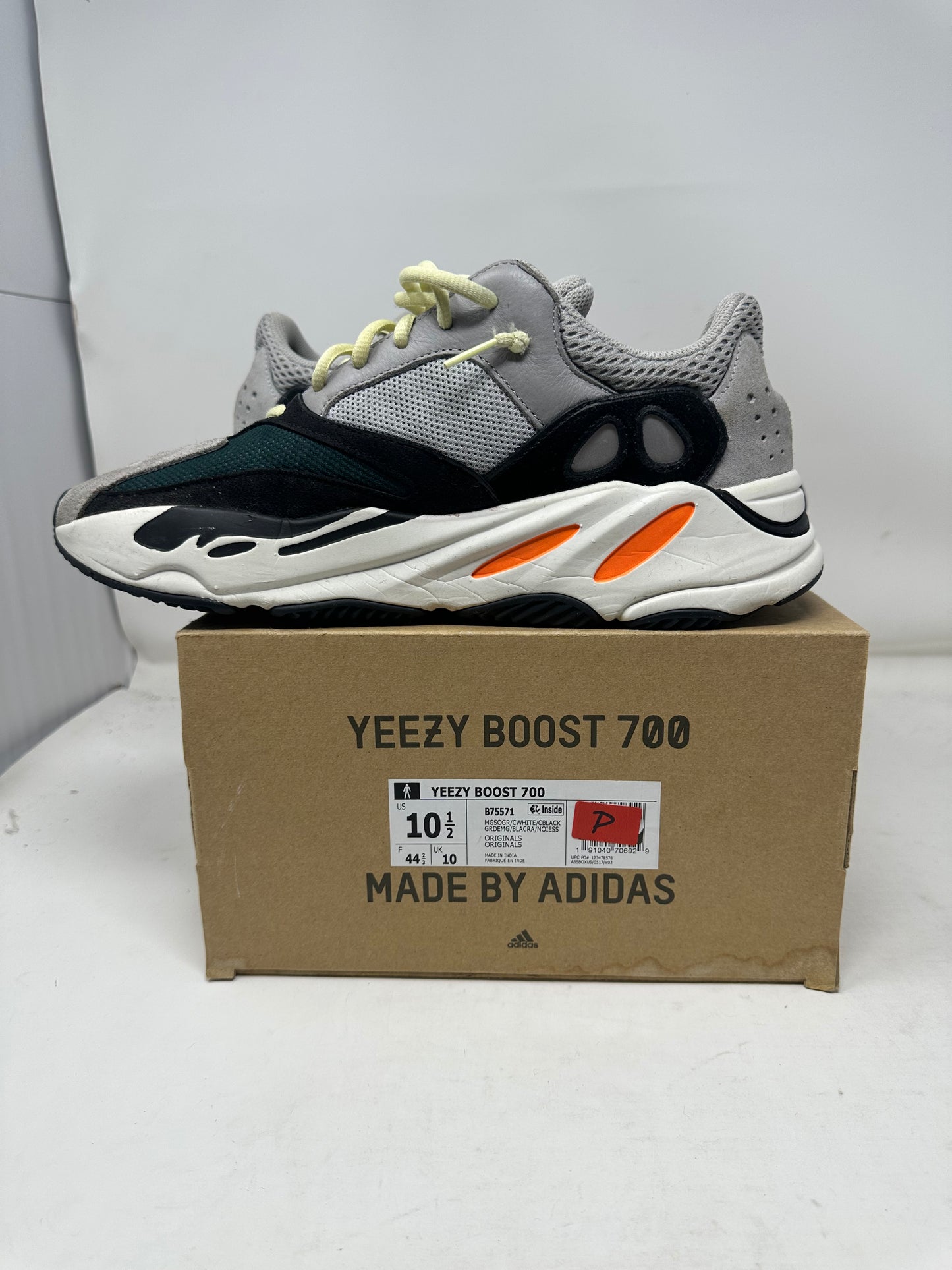 Adidas Yeezy 700 “Wave Runner”