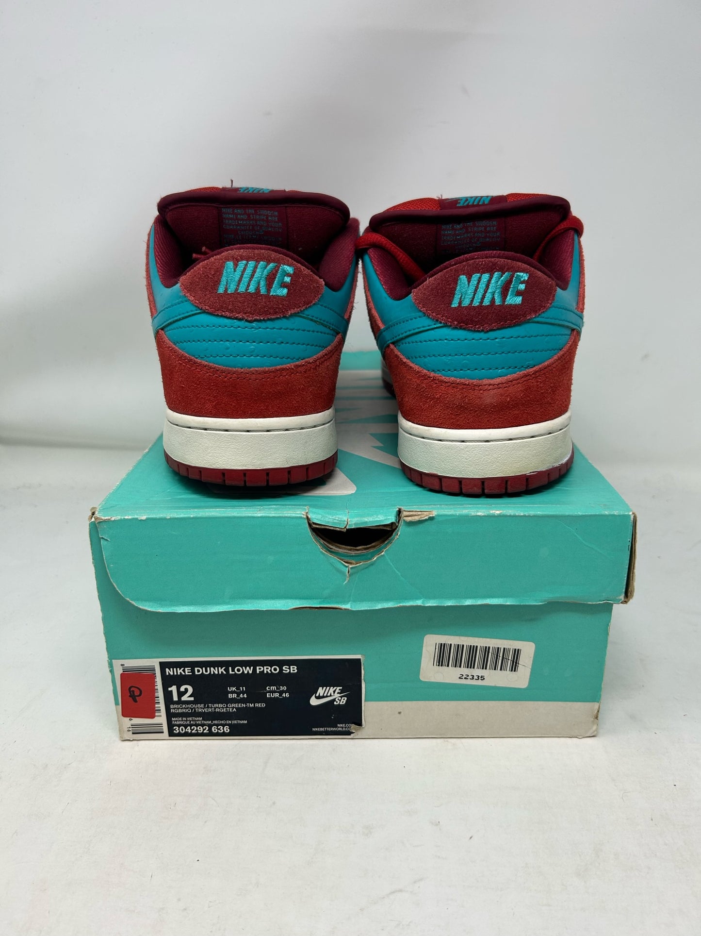 Nike SB Dunk Low “Brickhouse Turbo Green”