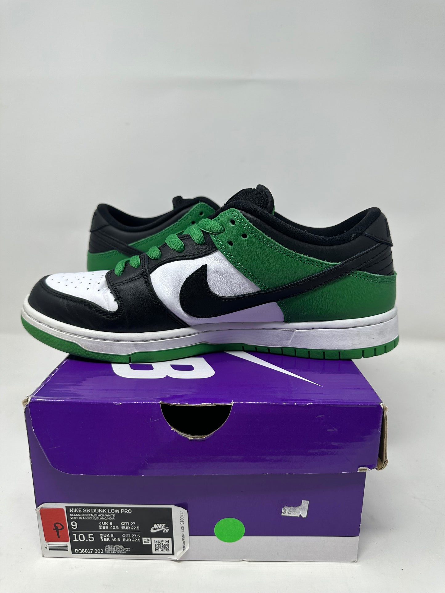Nike SB Dunk Low “Pine Green”