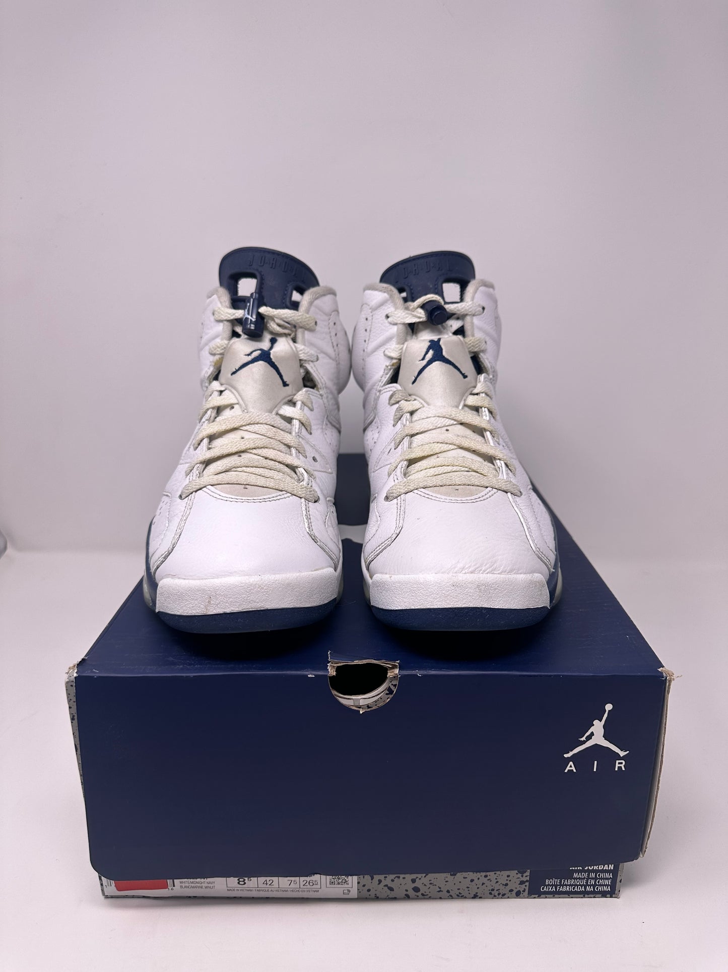 Jordan 6 “Midnight Navy”