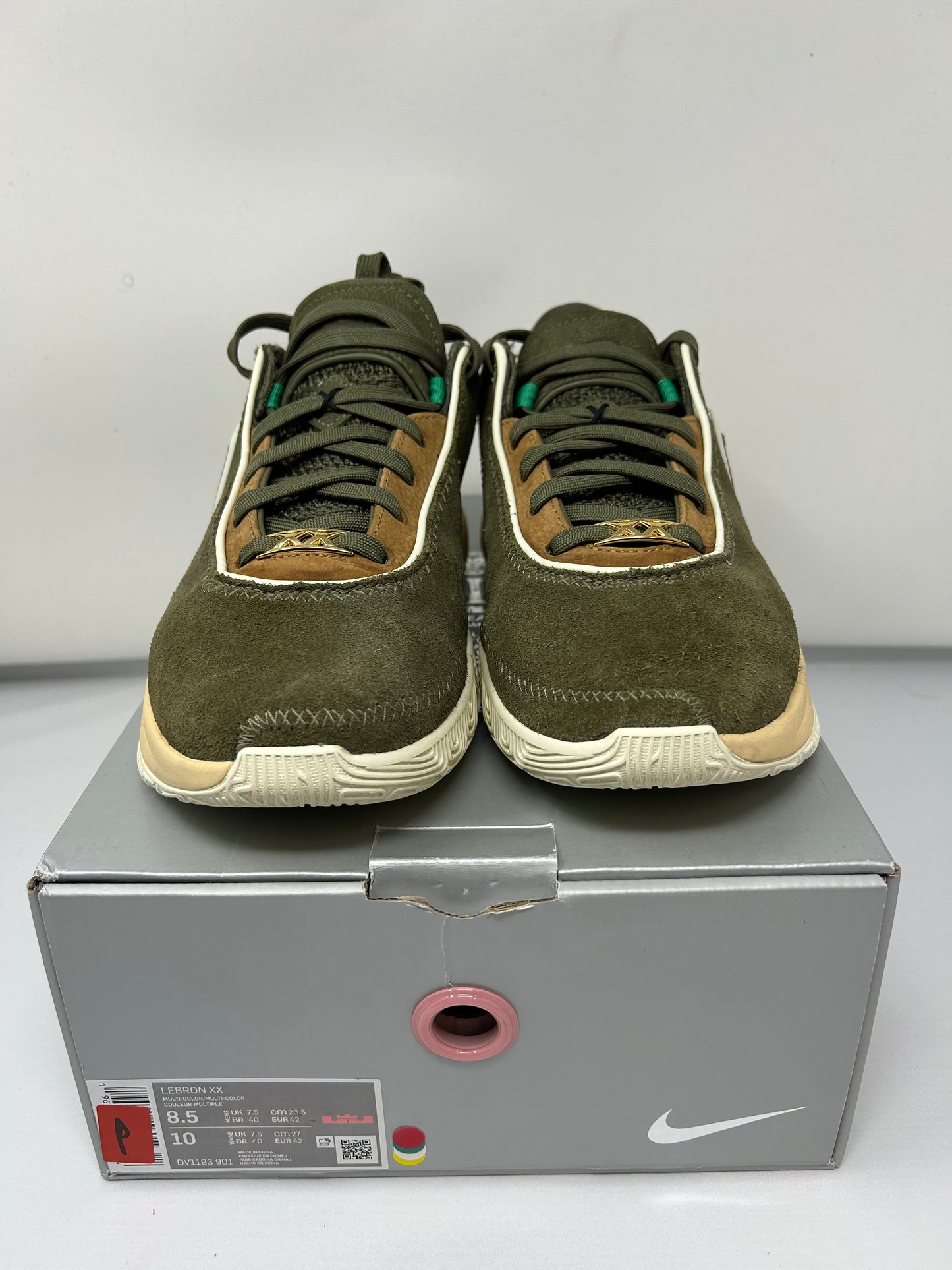 Nike LeBron 20 “Olive Green”