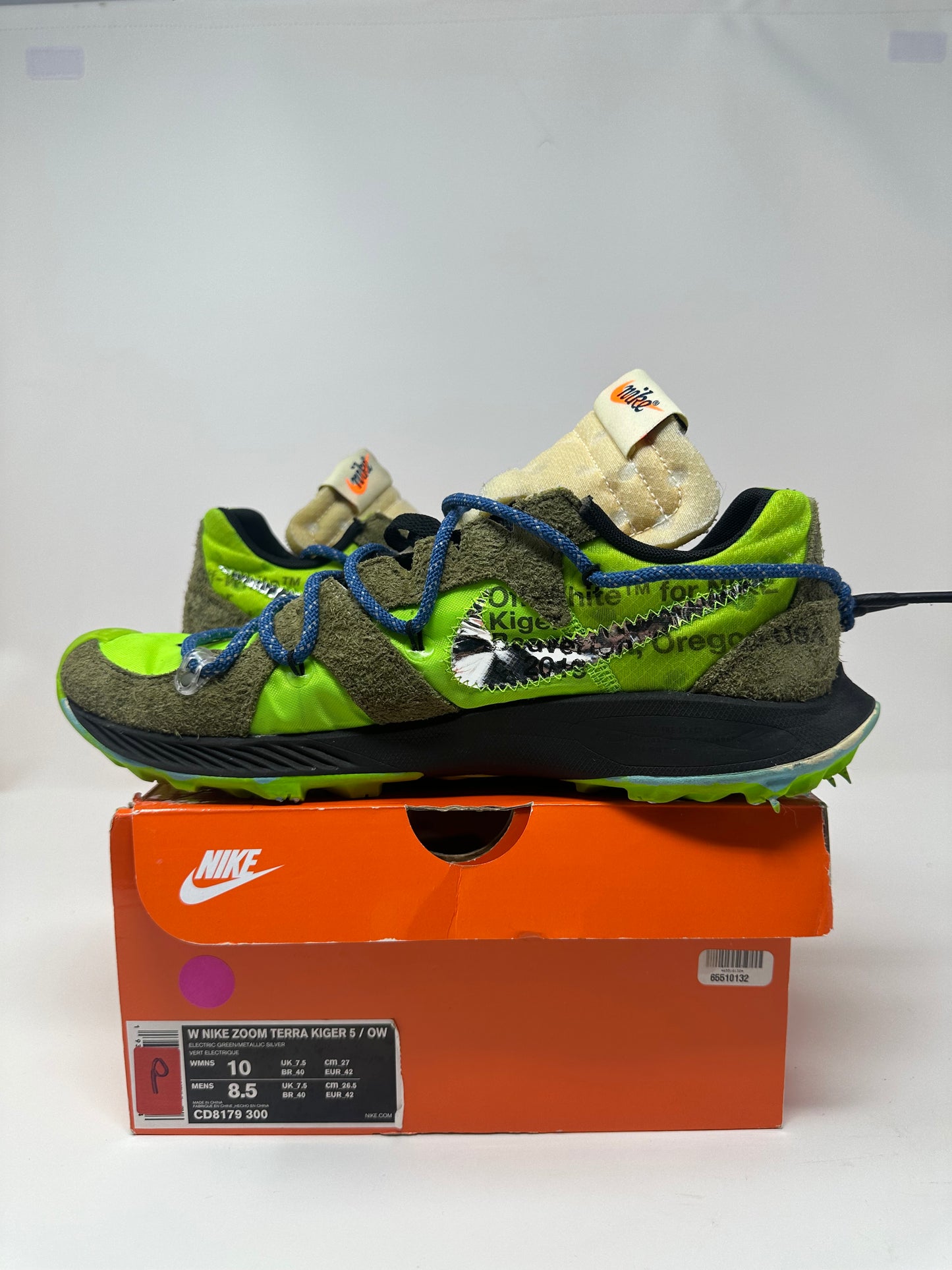 Nike Off-White Women’s Terra Kiger “Electric Green”