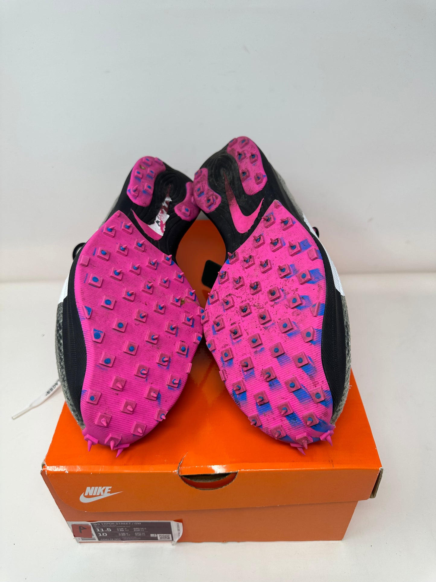 Nike Off-White Vapor Street Women’s “Fuchsia”