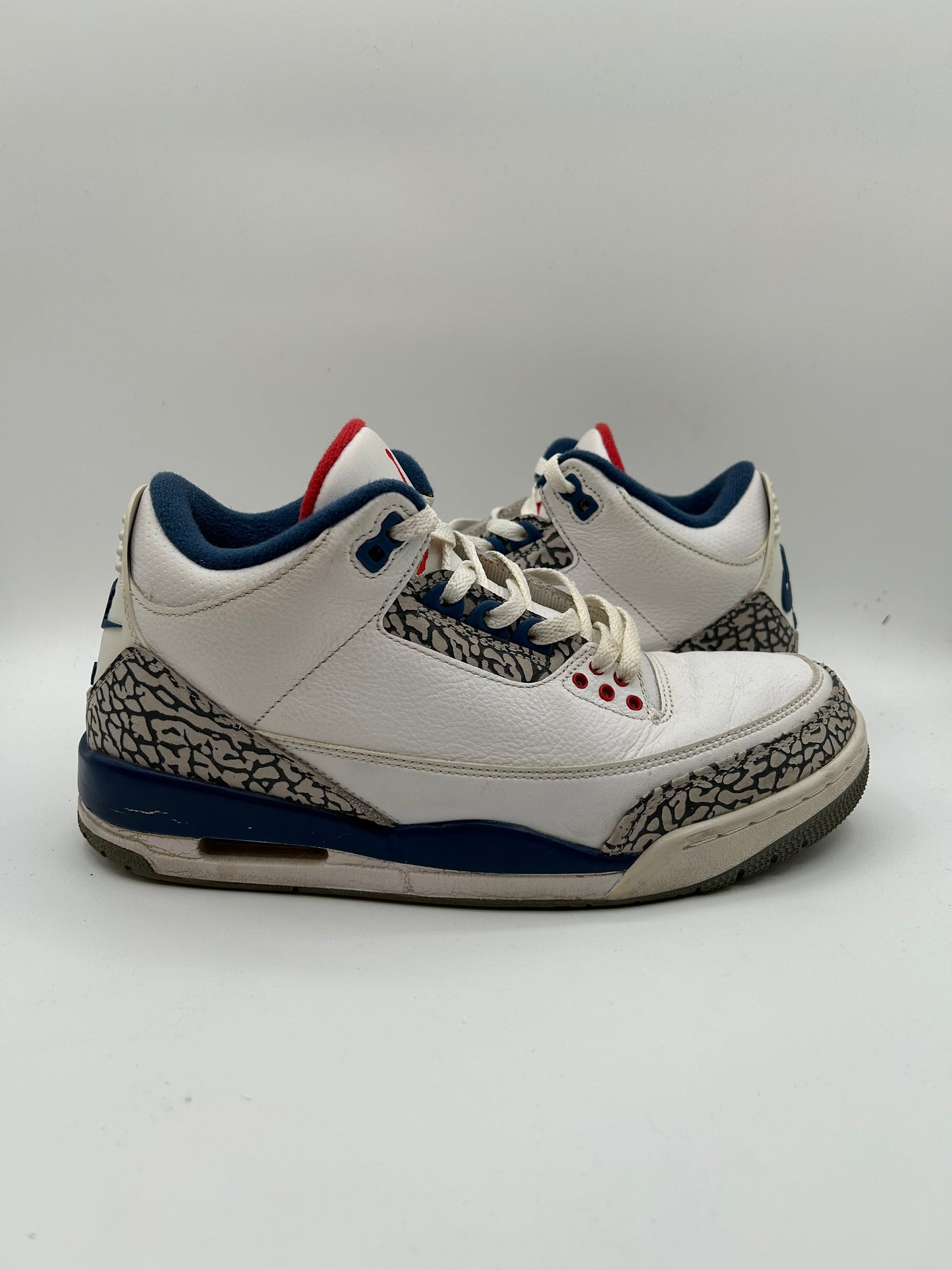 Jordan 3 “True Blue”