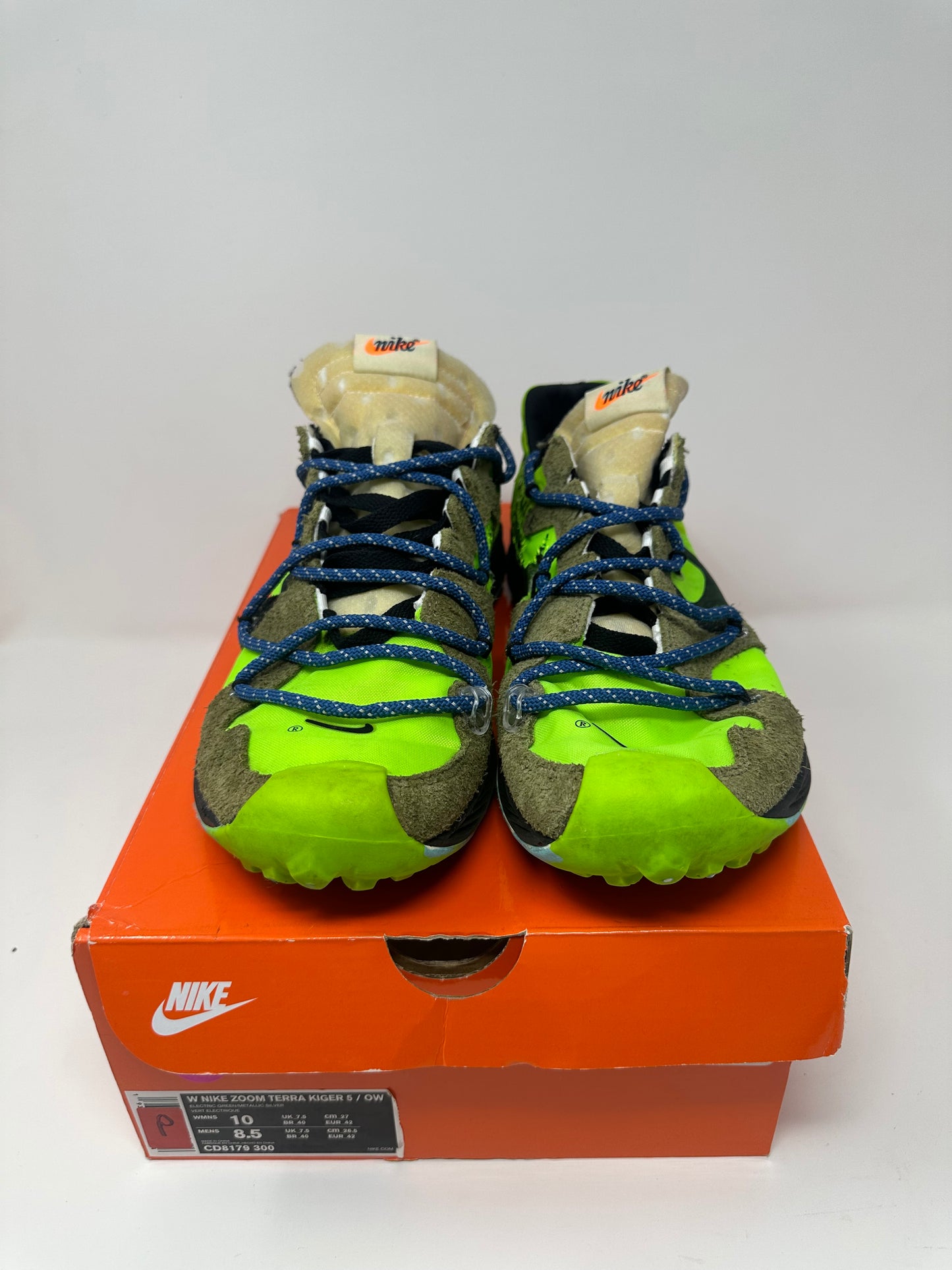 Nike Off-White Women’s Terra Kiger “Electric Green”