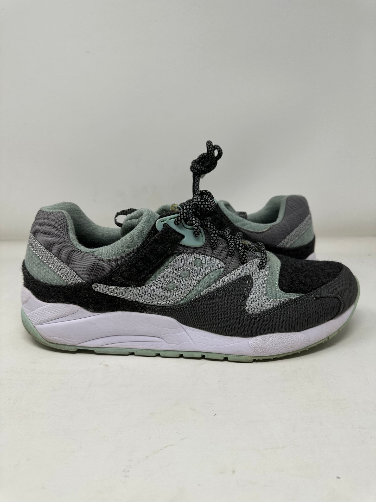 Saucony Grid 9000 “END White Noise”