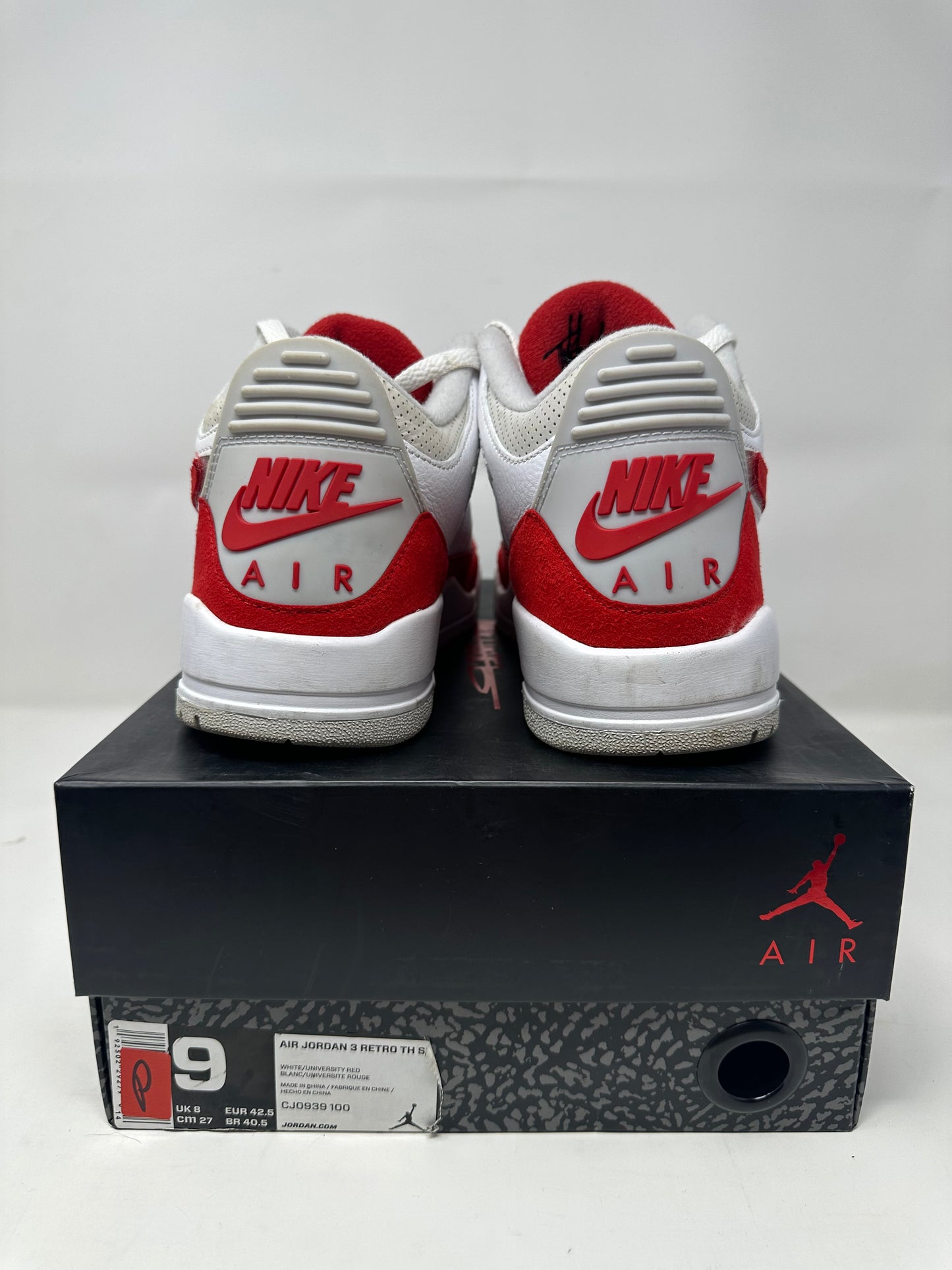 Jordan 3 Tinker “Alternate”
