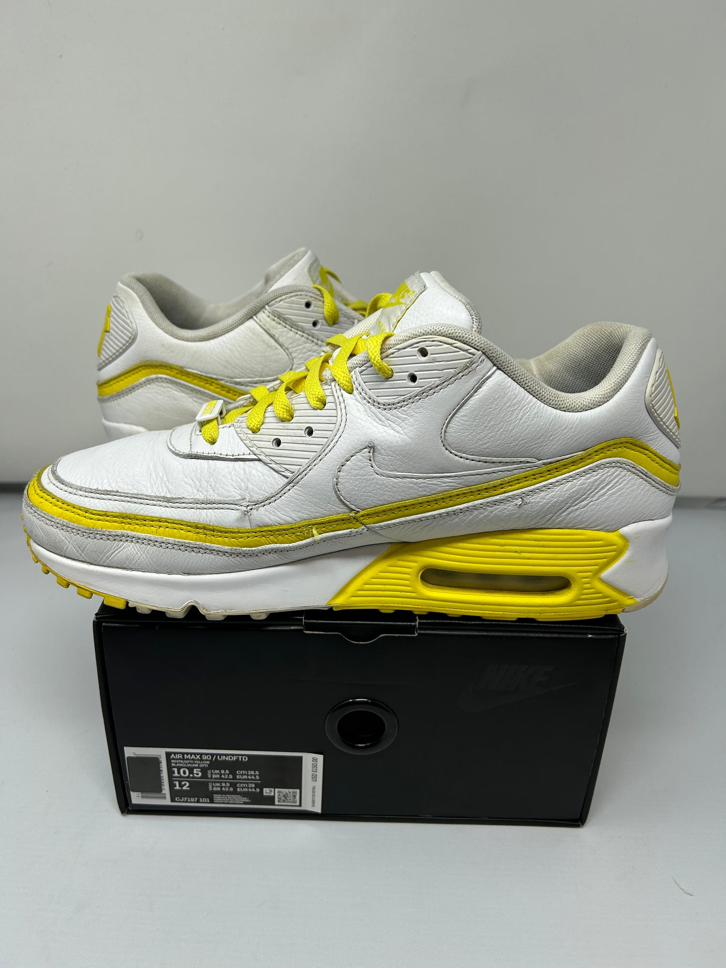 Nike Air Max 90 “Undefeated Optic Yellow”
