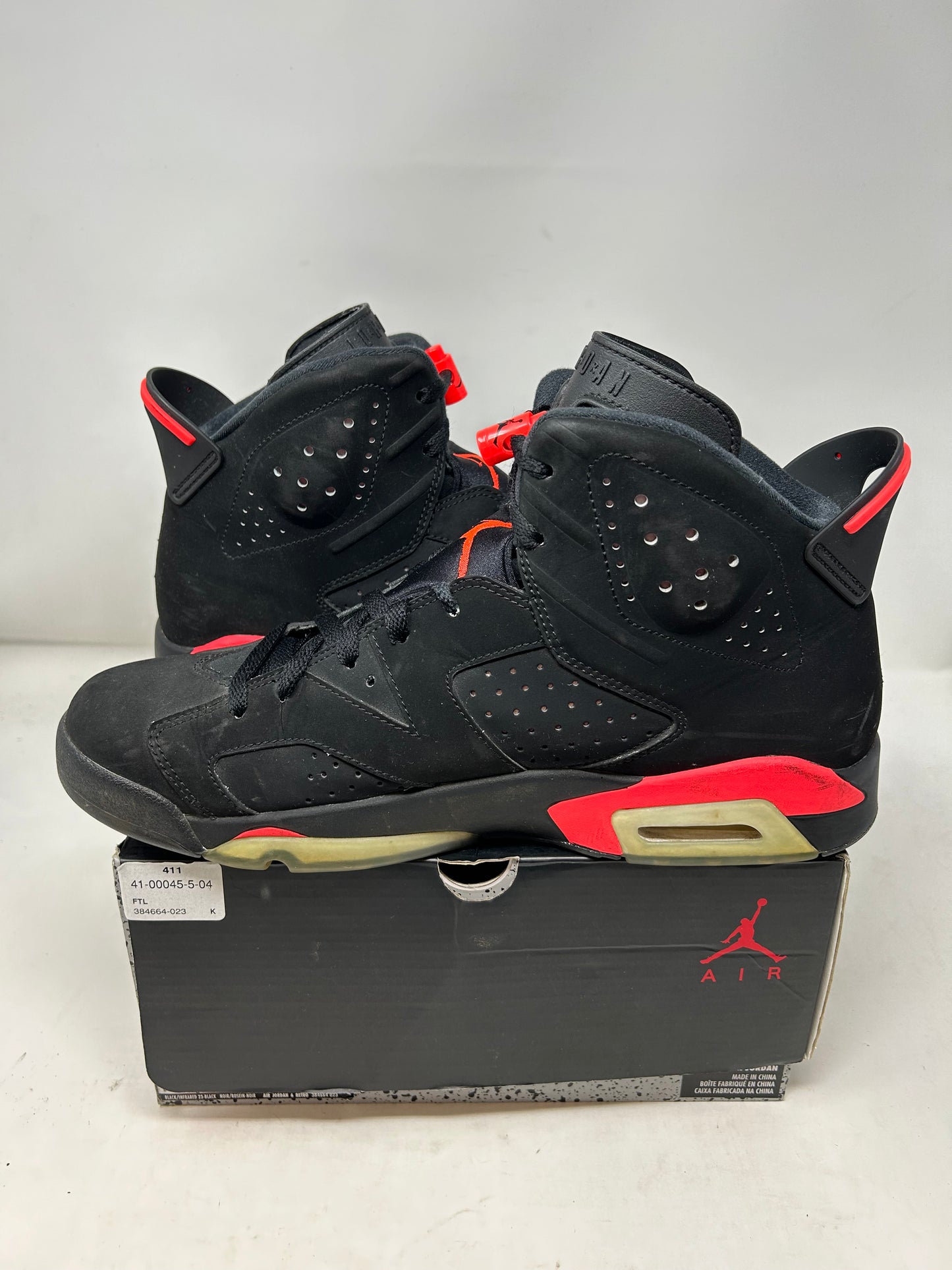 Jordan 6 “Infrared”