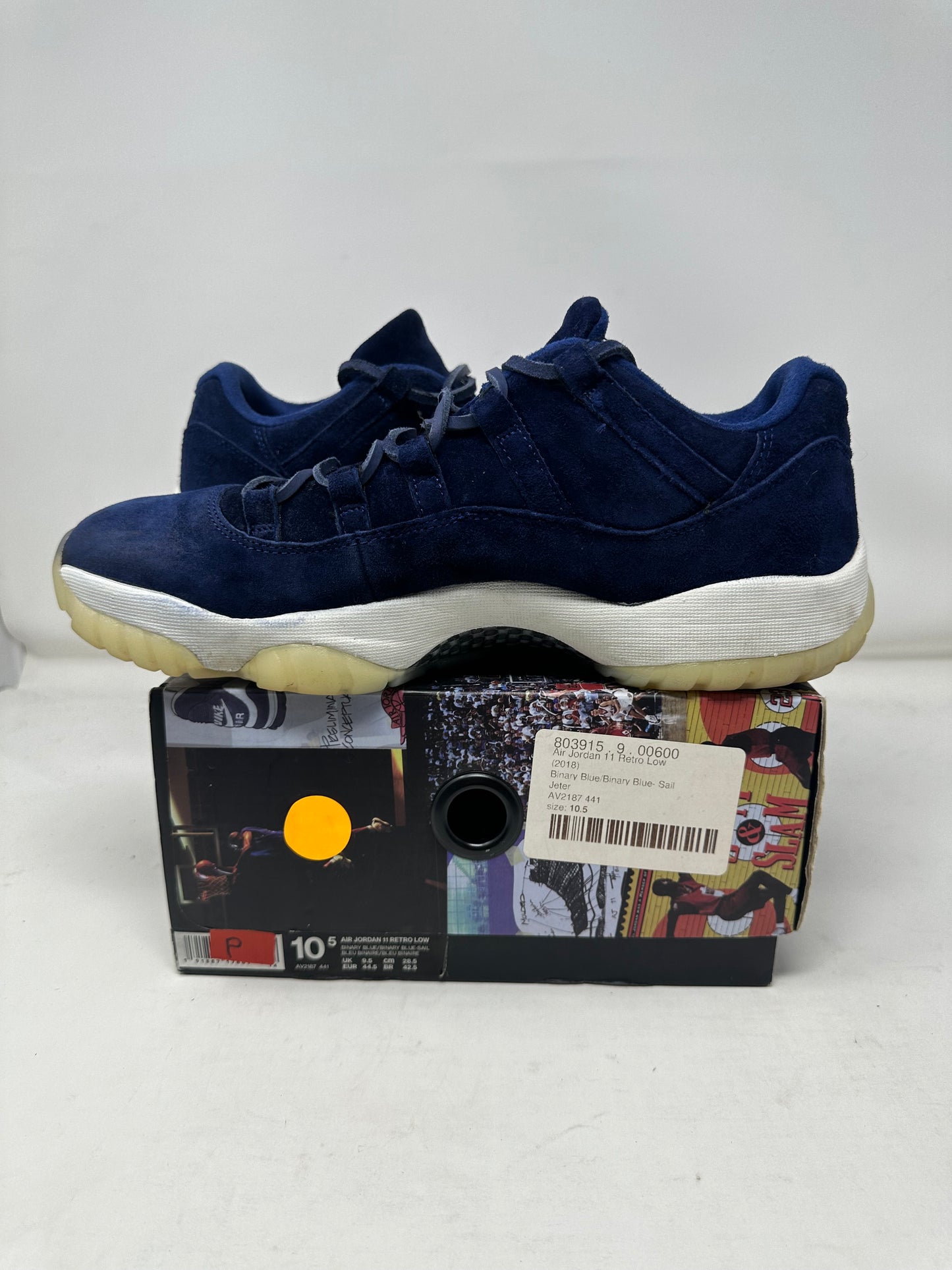 Jordan 11 Low “Jeter”