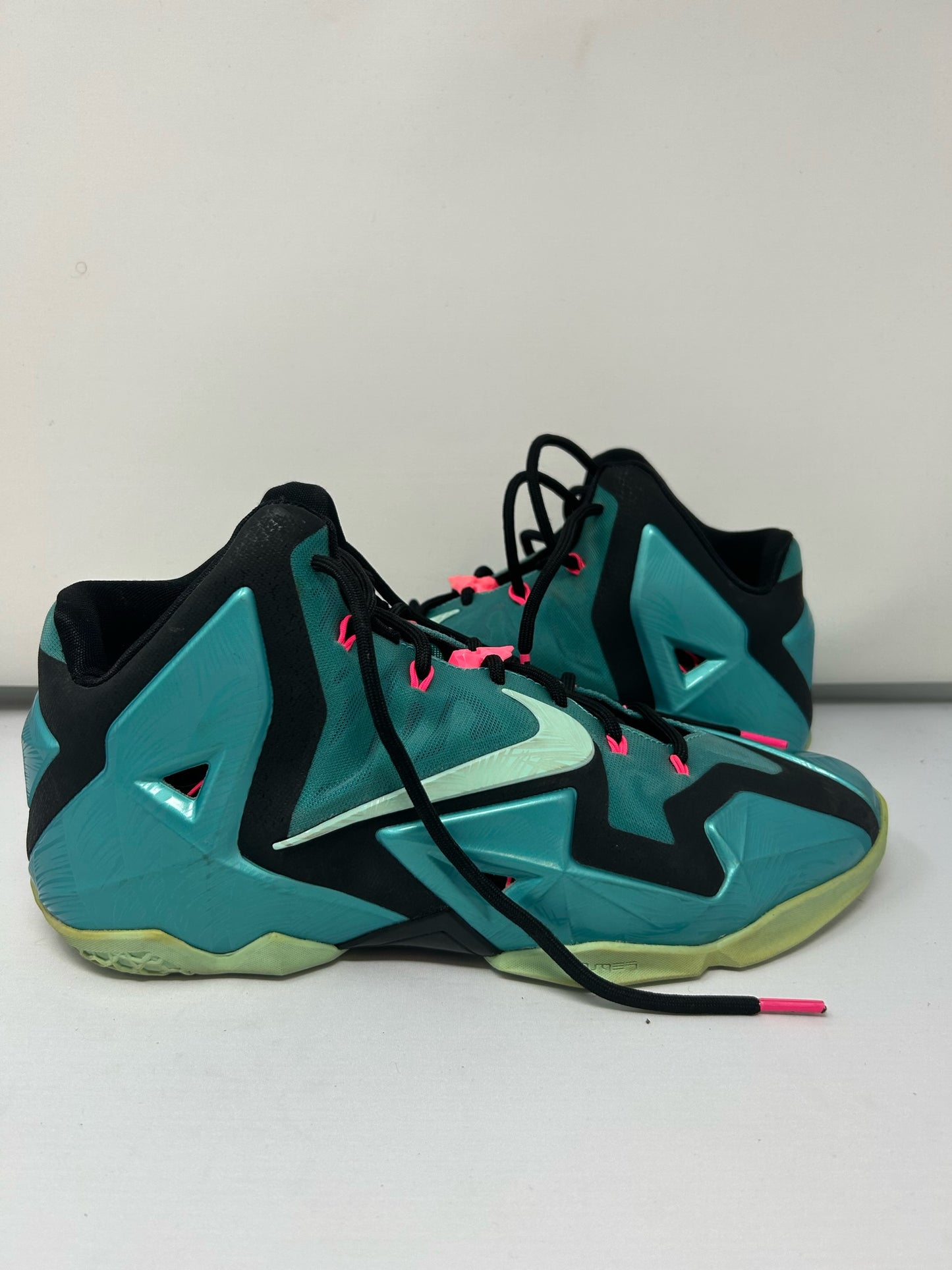 Nike LeBron 11 “South Beach”