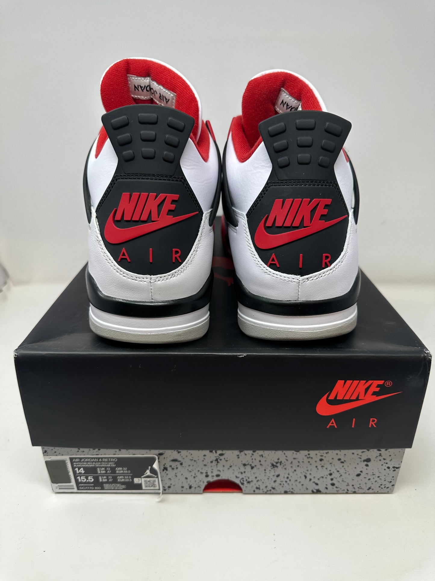 Jordan 4 (2020) “Fire Red”