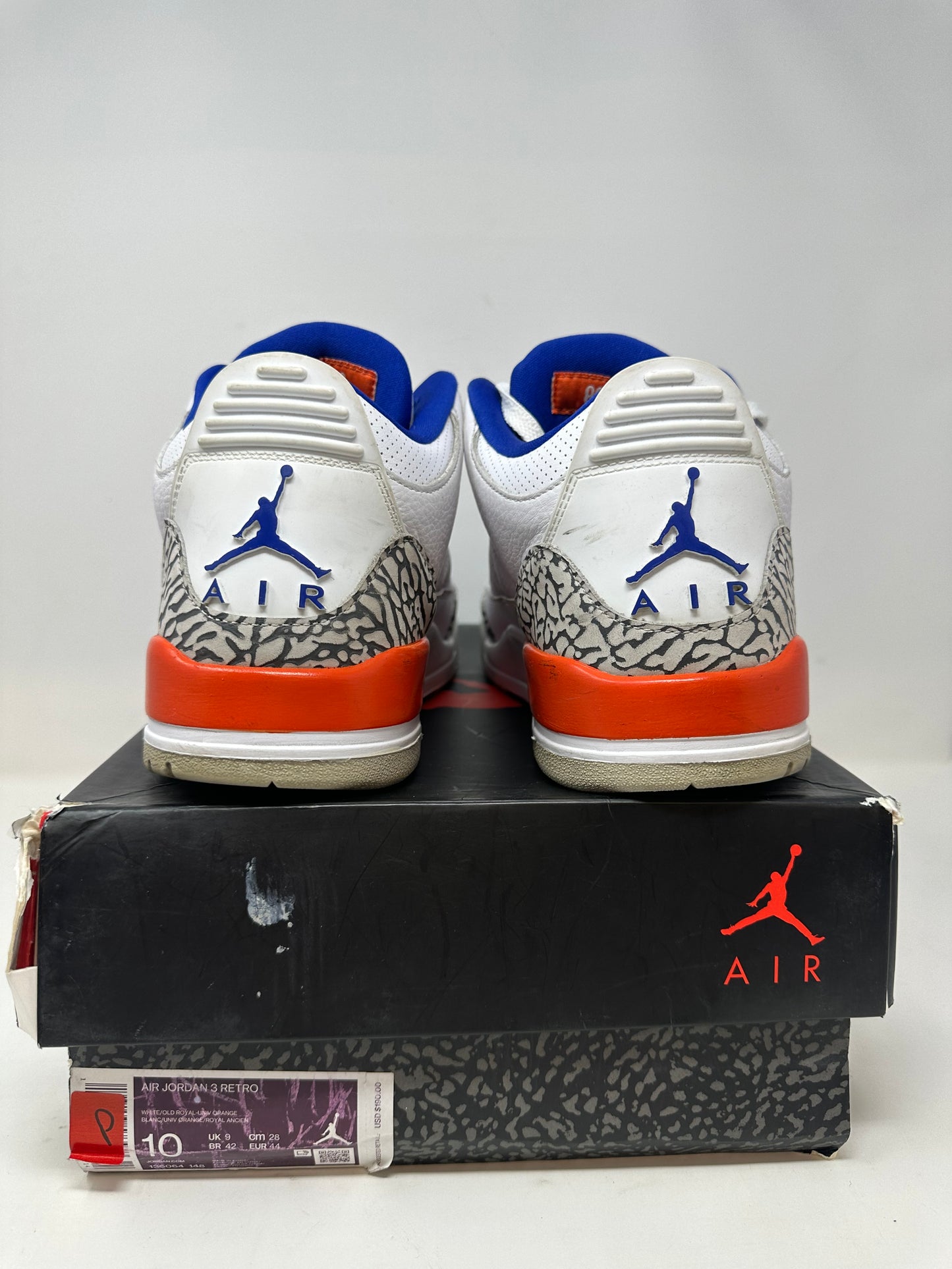 Jordan 3 “Knicks”