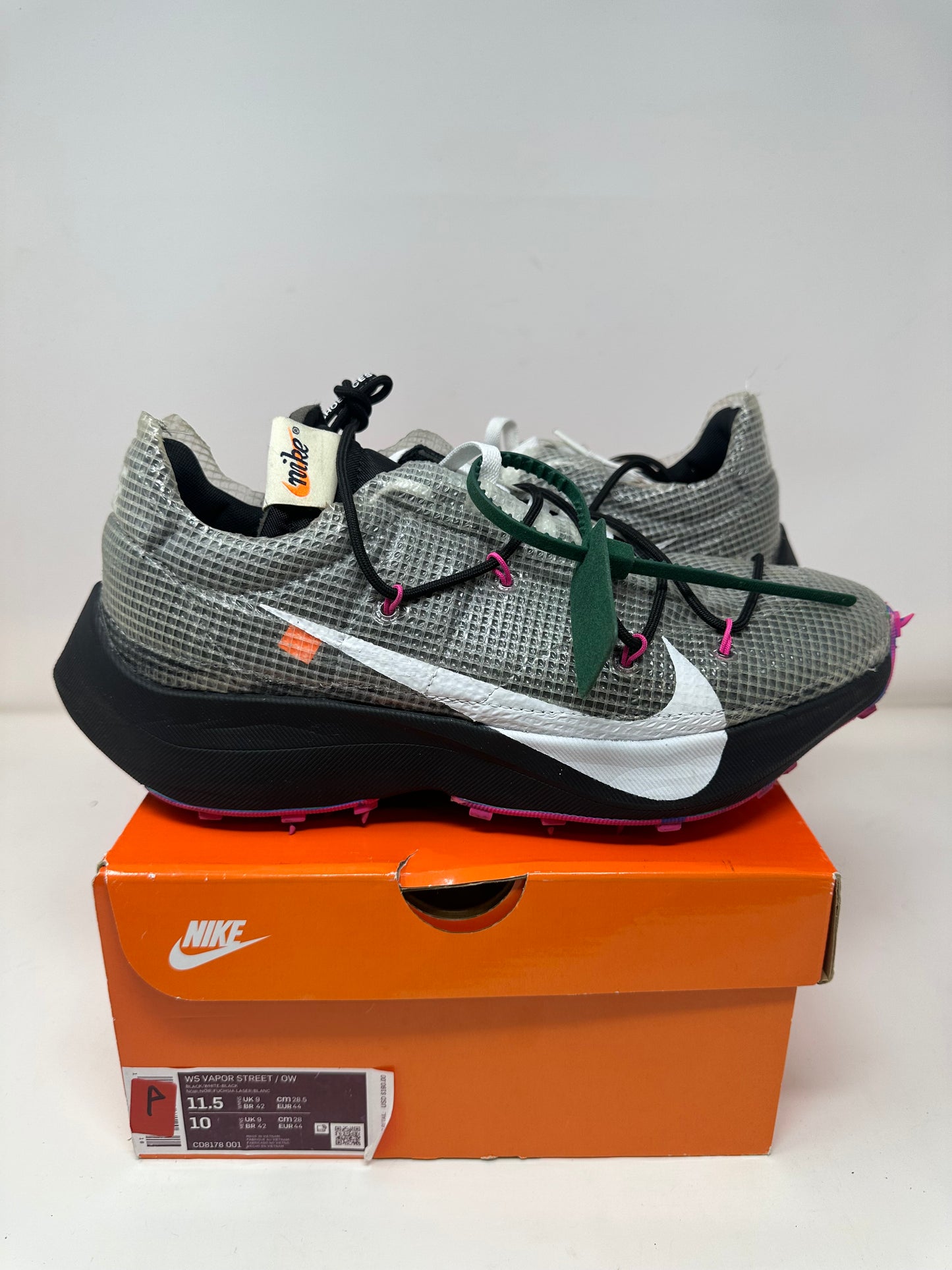 Nike Off-White Vapor Street Women’s “Fuchsia”