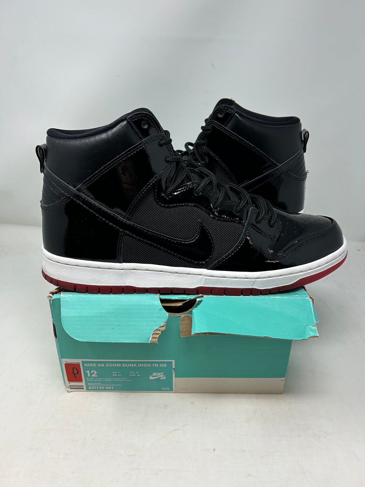 Nike SB Dunk High “Rivals Pack”