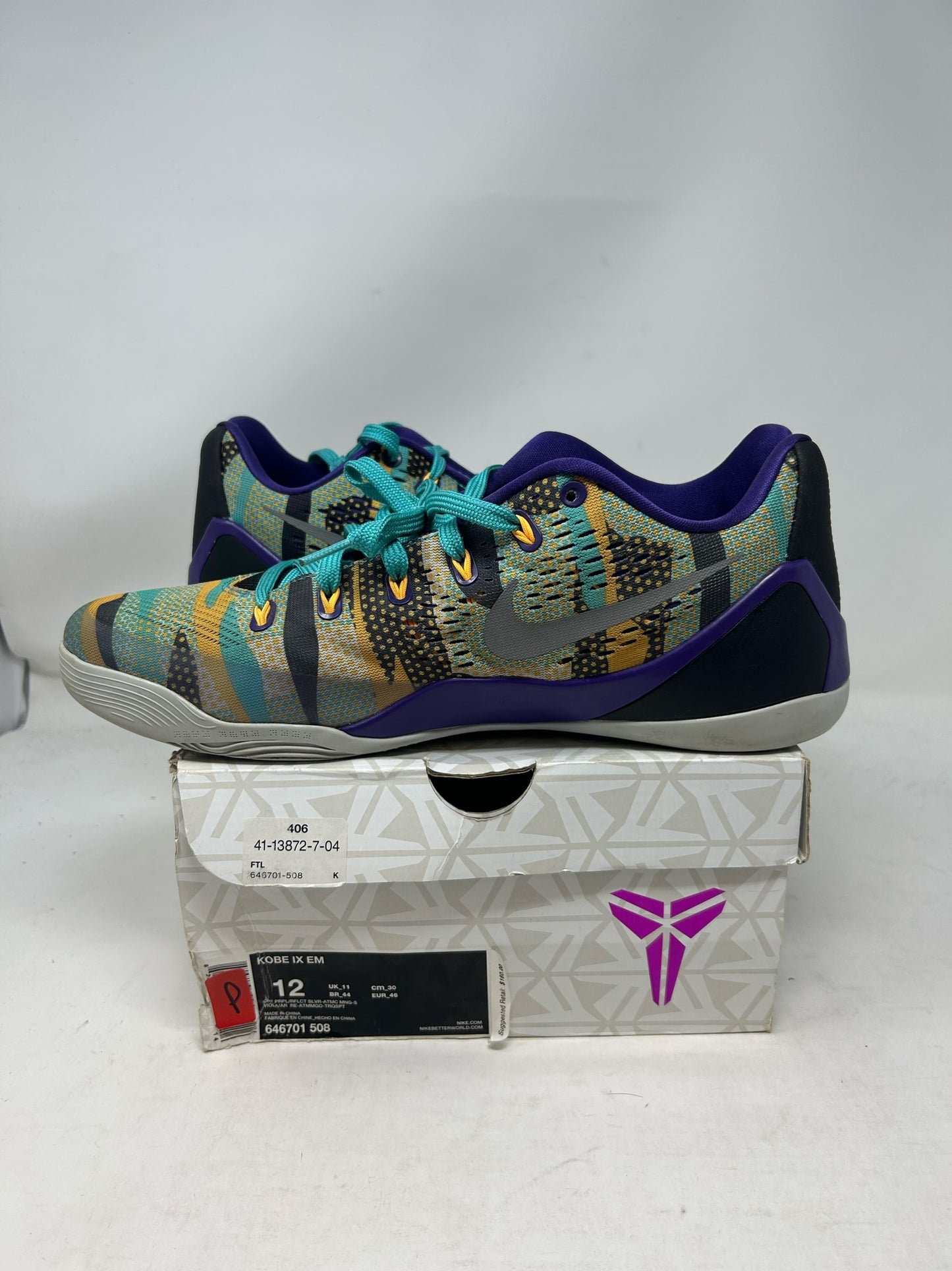 Kobe 9 EM “Pop Art”