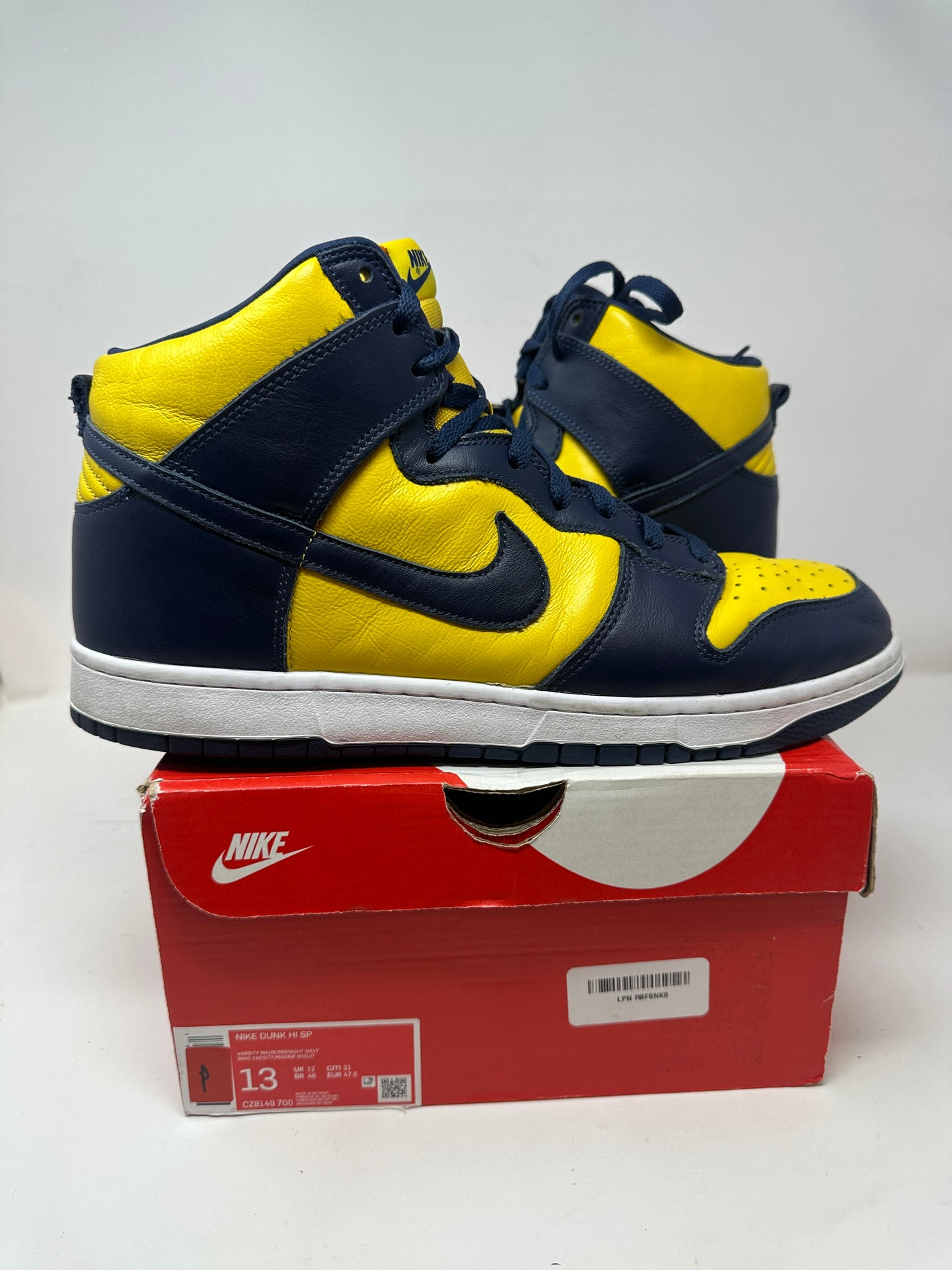 Nike Dunk High “Michigan”