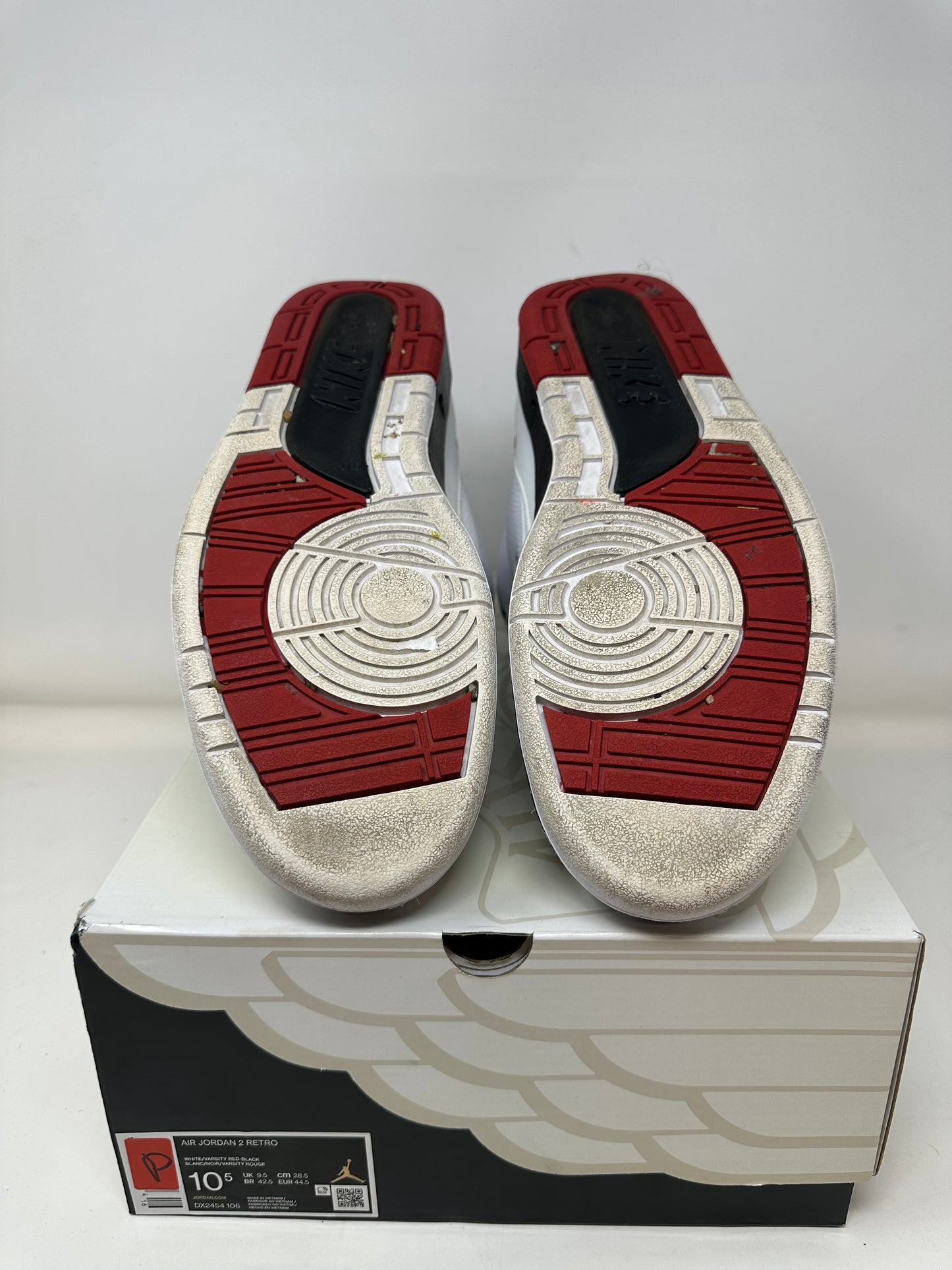 Jordan 2 (2022) “Chicago”