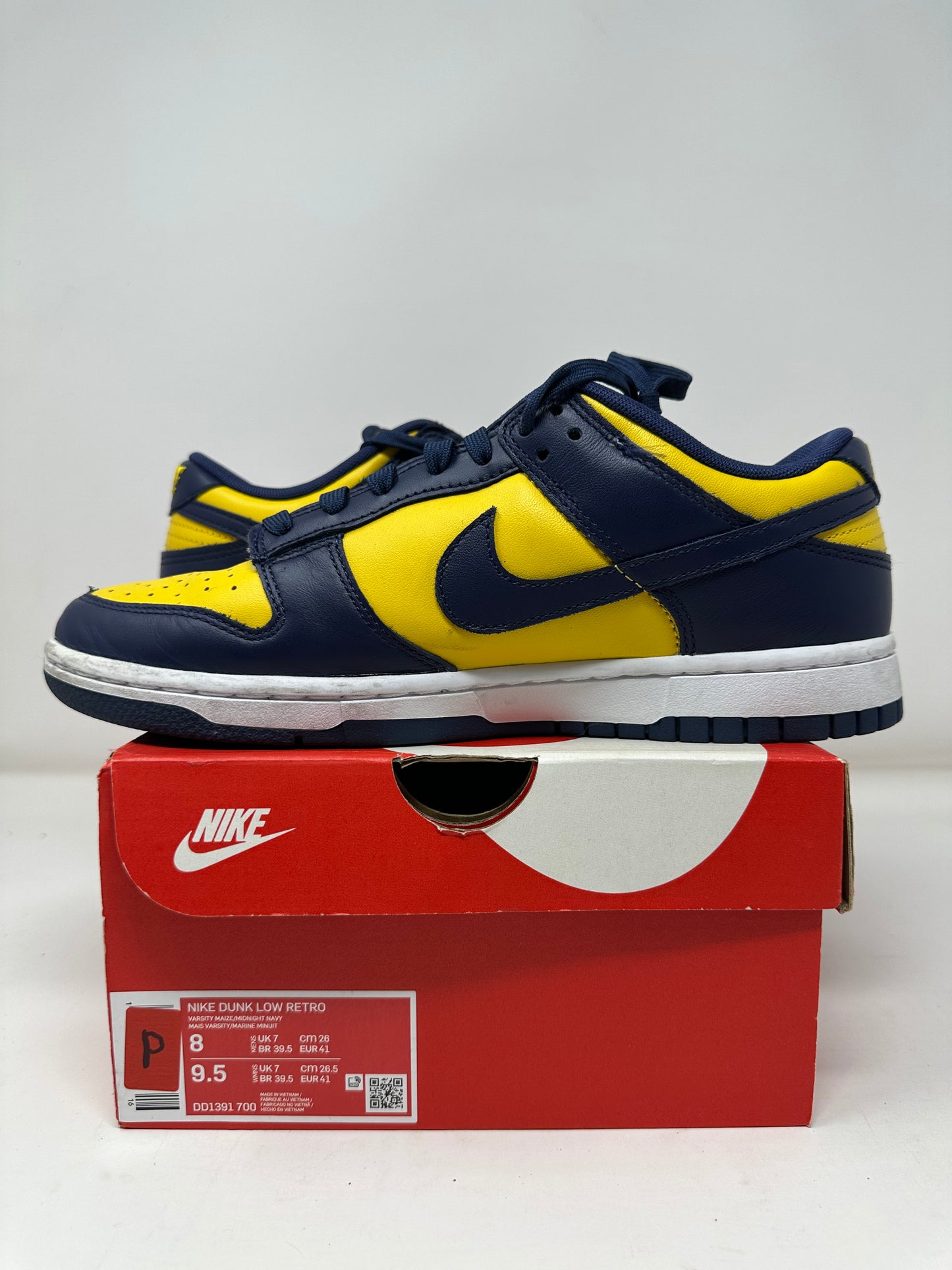 Nike Dunk Low “Michigan”