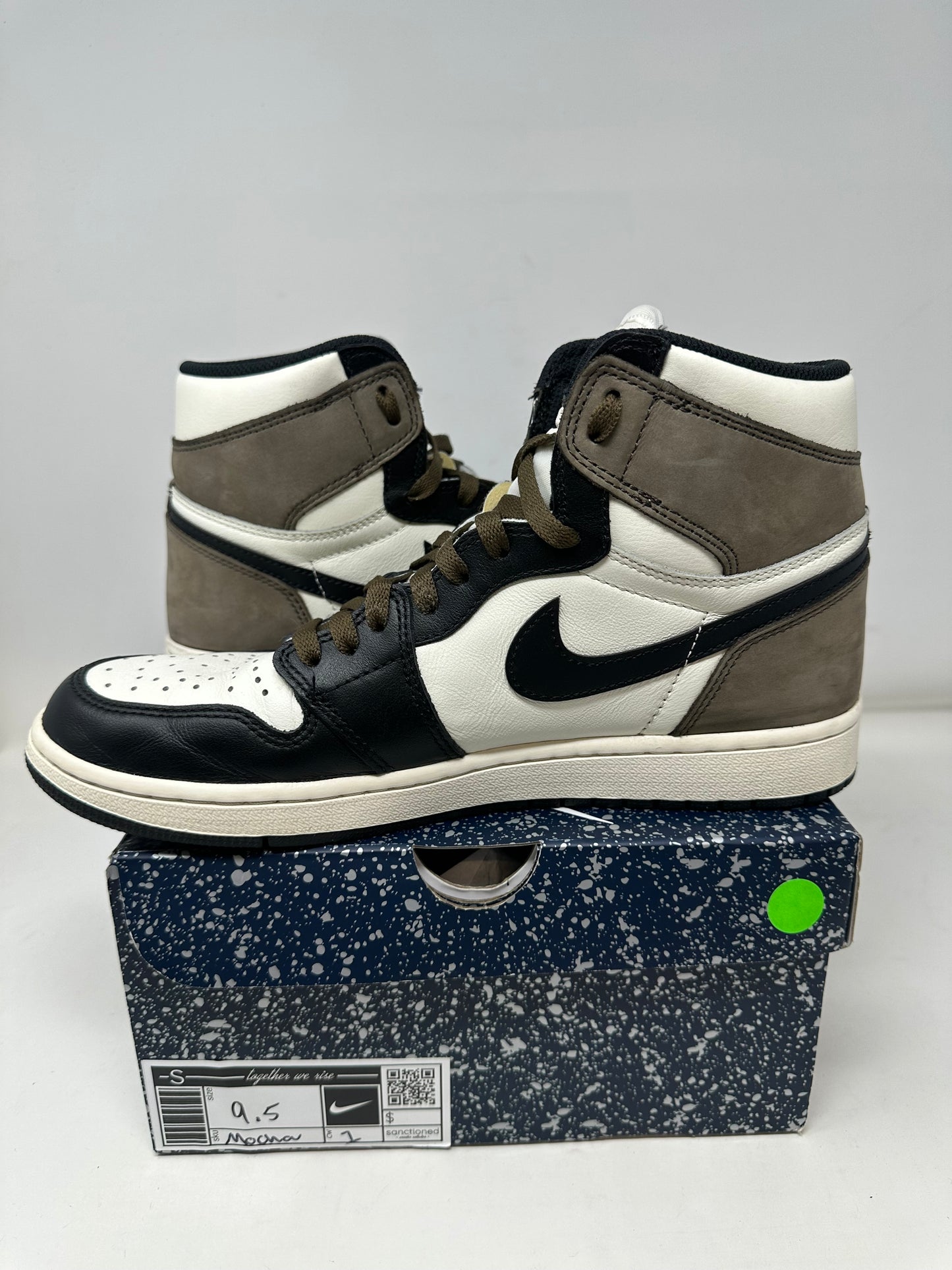 Jordan 1 High “Mocha”