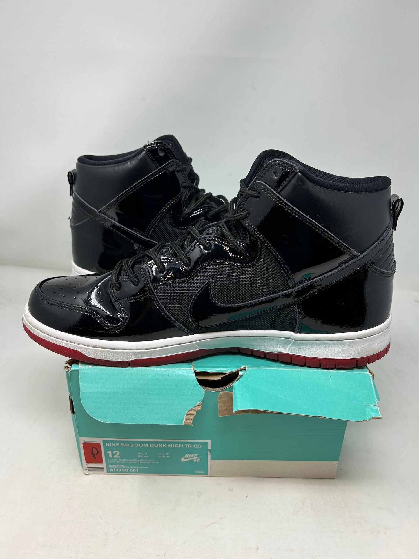 Nike SB Dunk High “Rivals Pack”