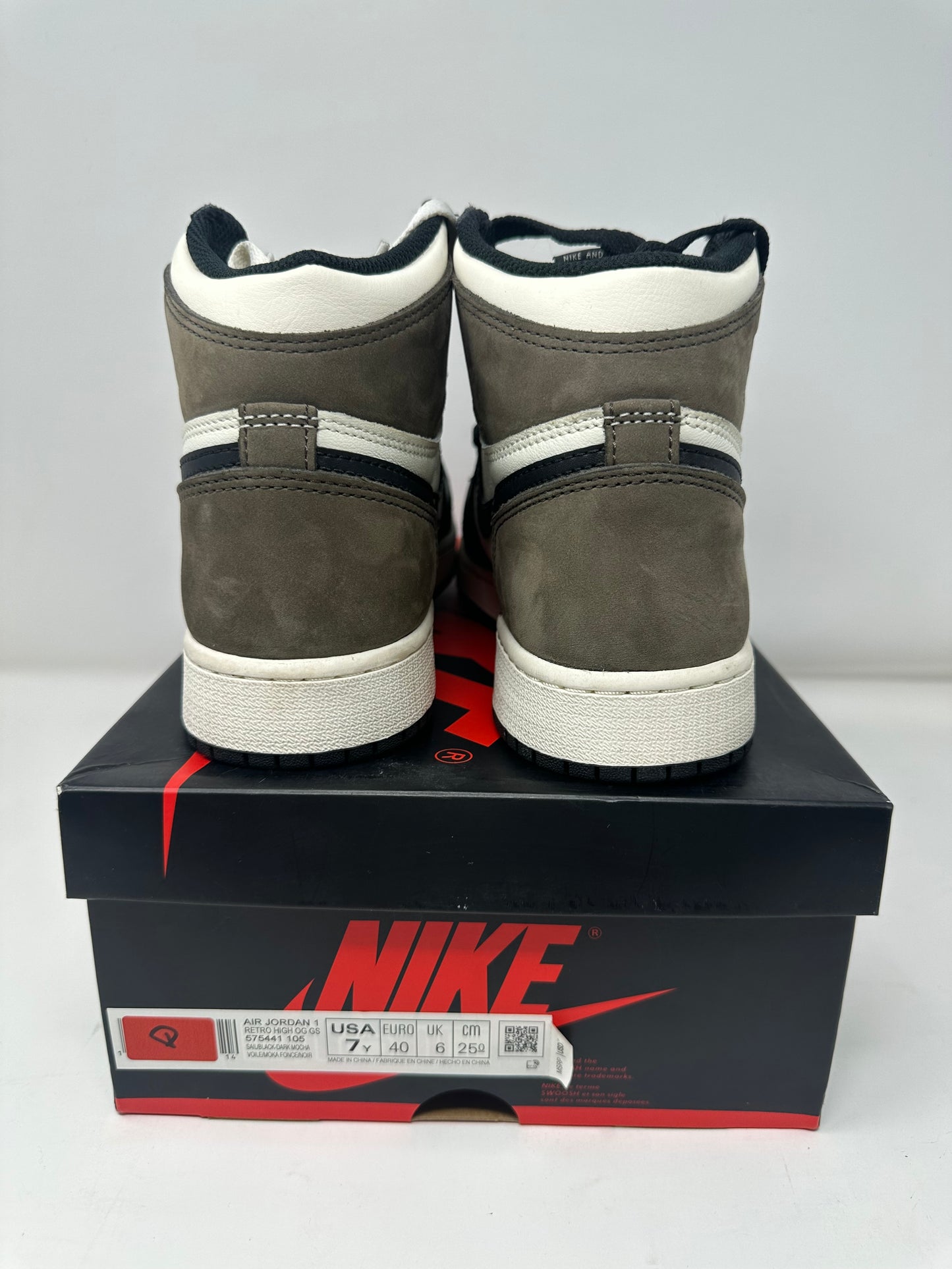 Jordan 1 High GS “Mocha”