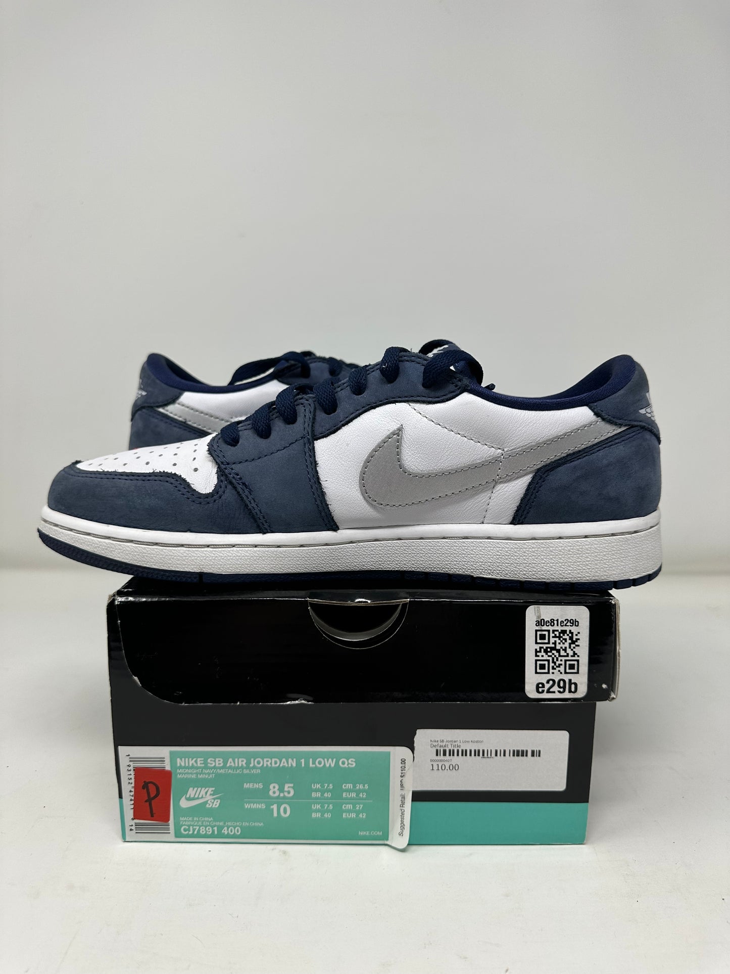 Jordan 1 SB Low “Midnight Navy”