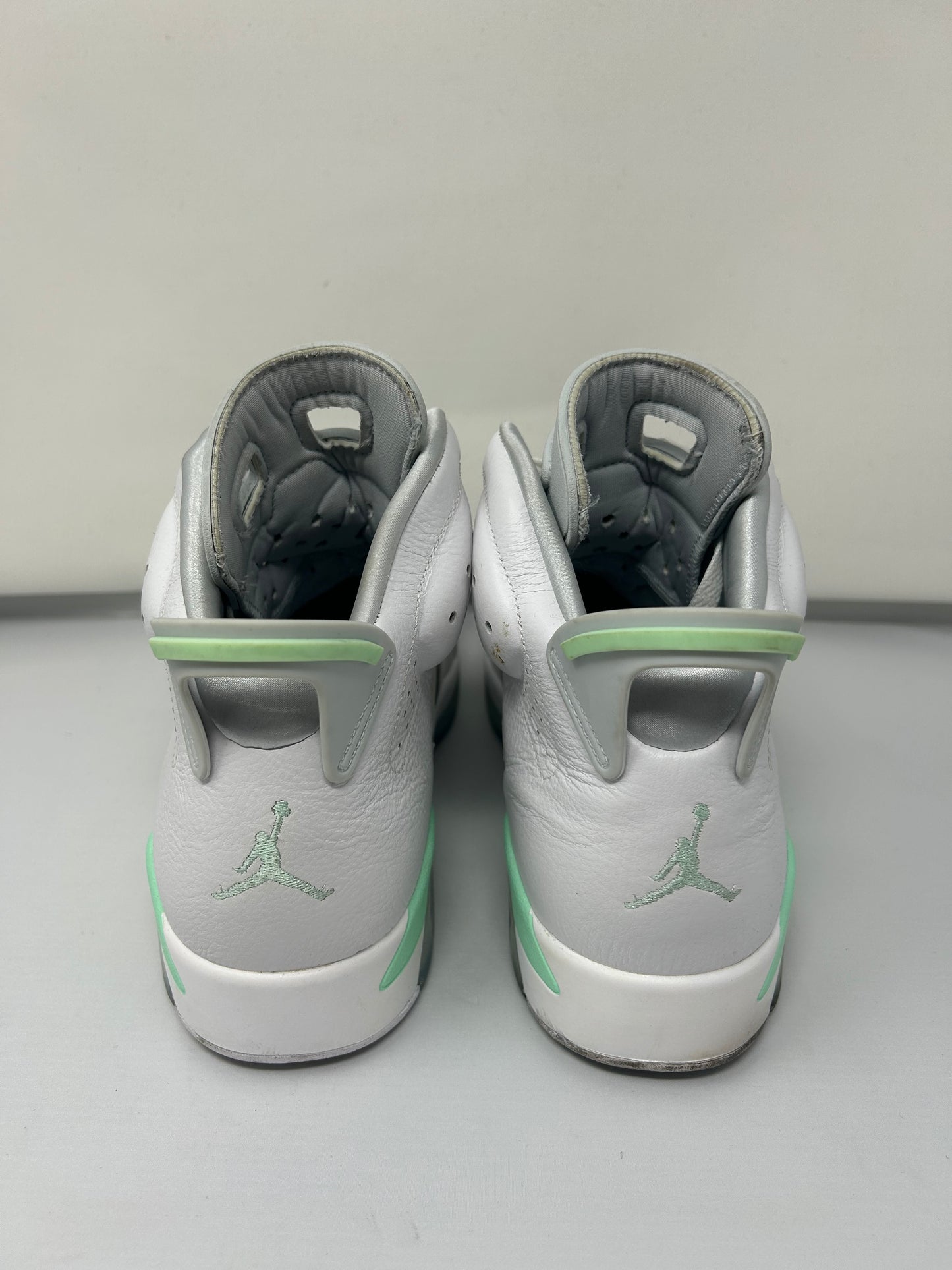 Jordan 6 Women’s “Mint Foam”