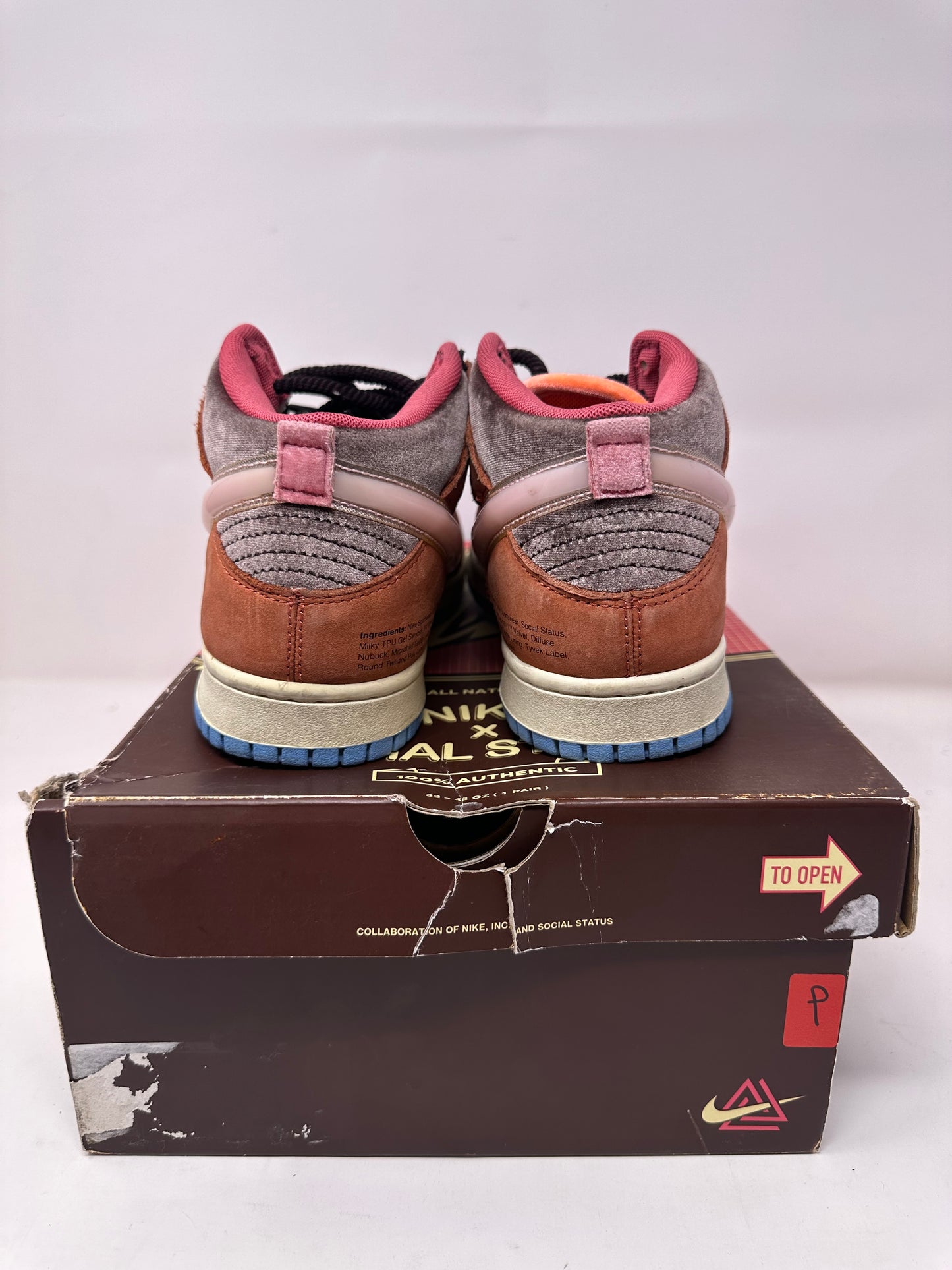 Nike Dunk Mid Social Status “Chocolate Milk”
